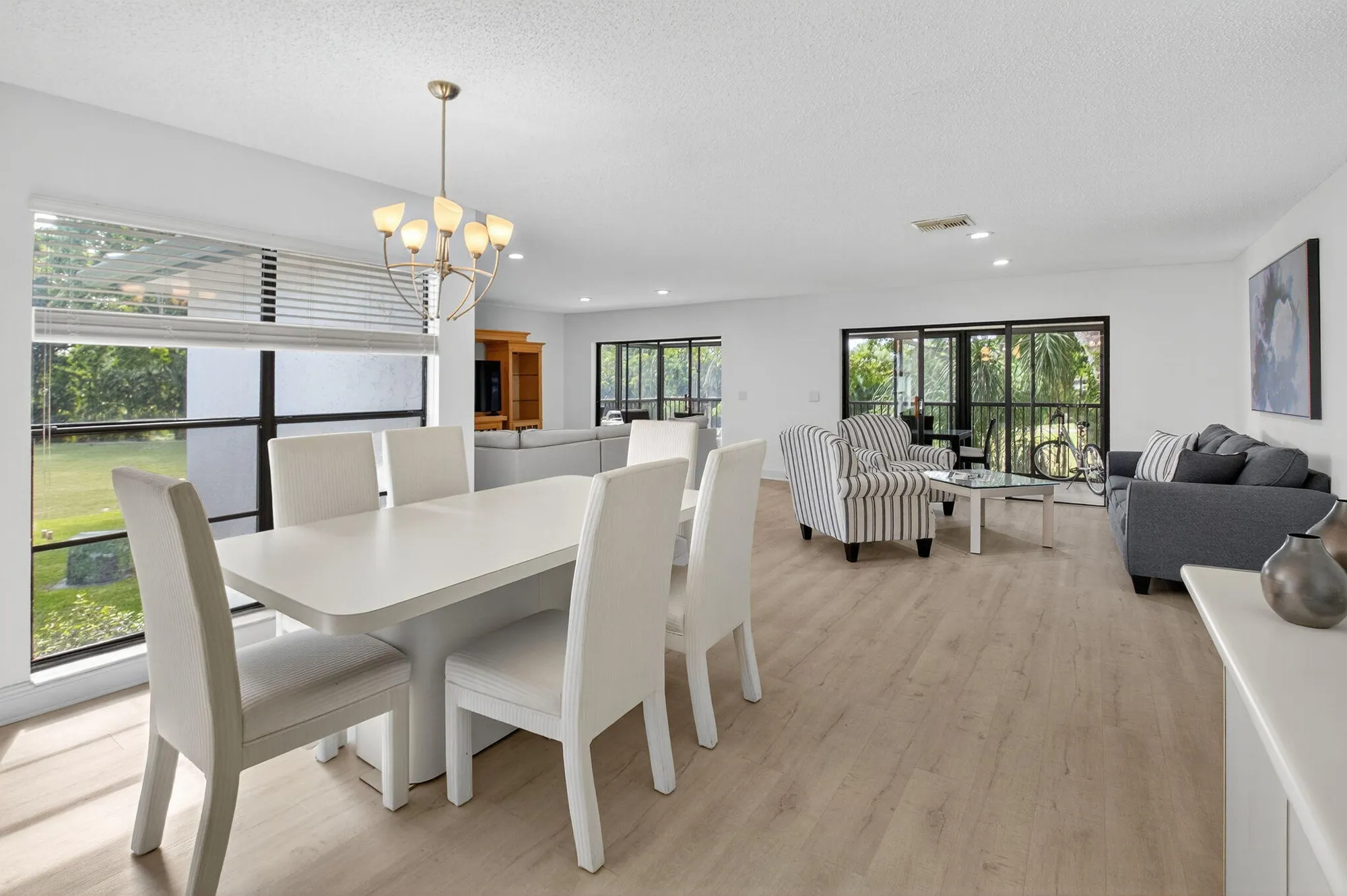 Property Slideshow image 7 of 80 | 10 southport ln b, Boynton Beach, FL, 33436