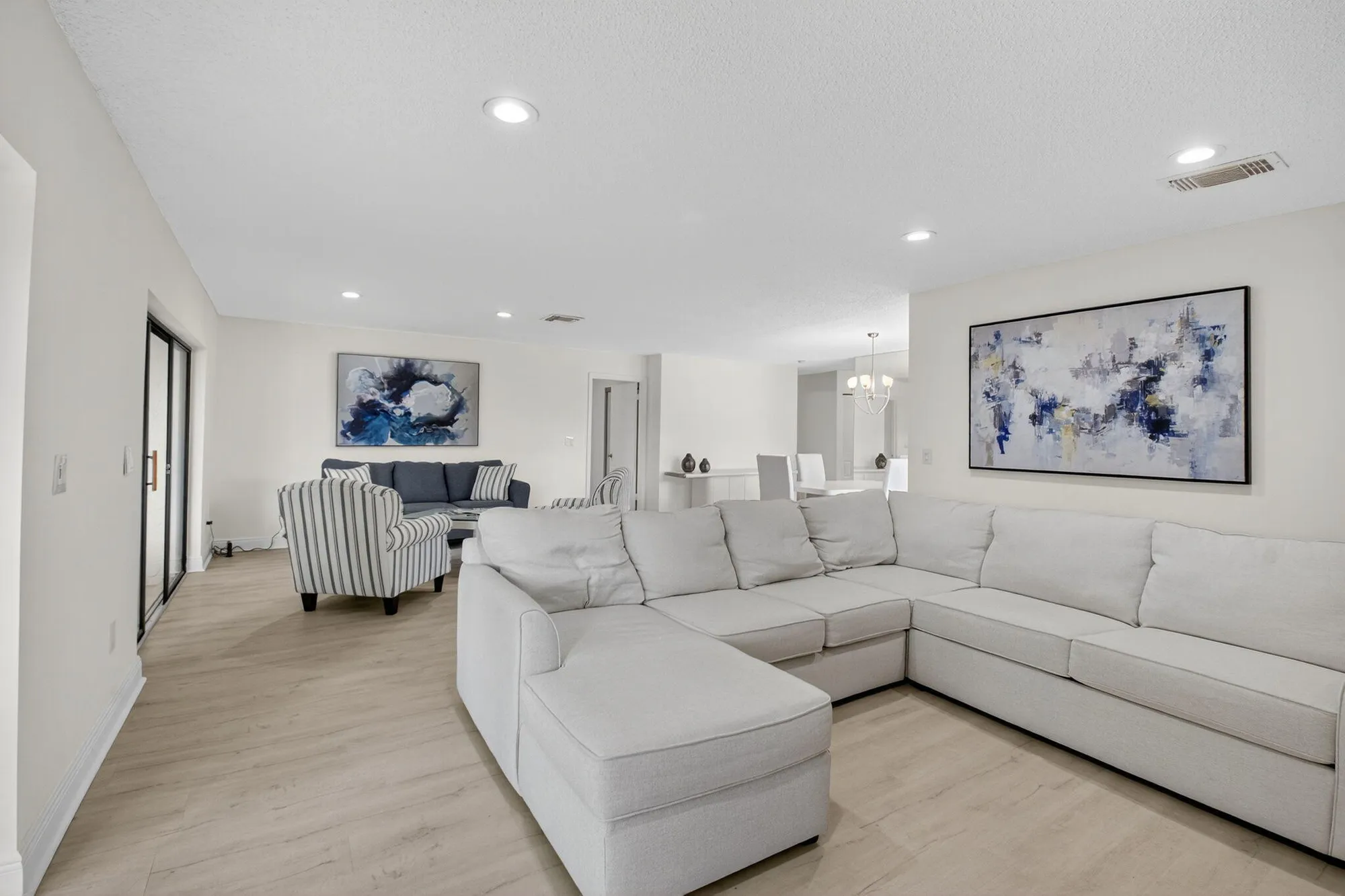 Property Slideshow image 15 of 80 | 10 southport ln b, Boynton Beach, FL, 33436