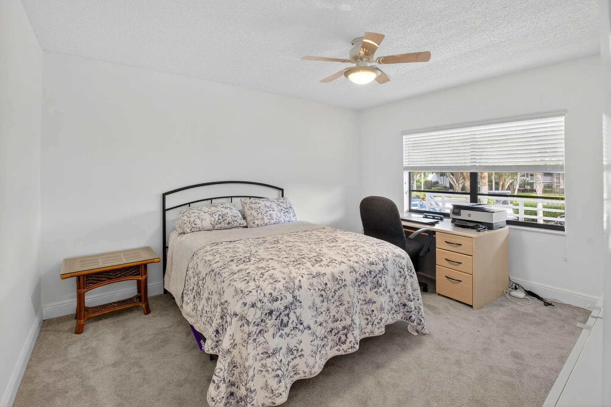 Property Slideshow image 22 of 80 | 10 southport ln b, Boynton Beach, FL, 33436