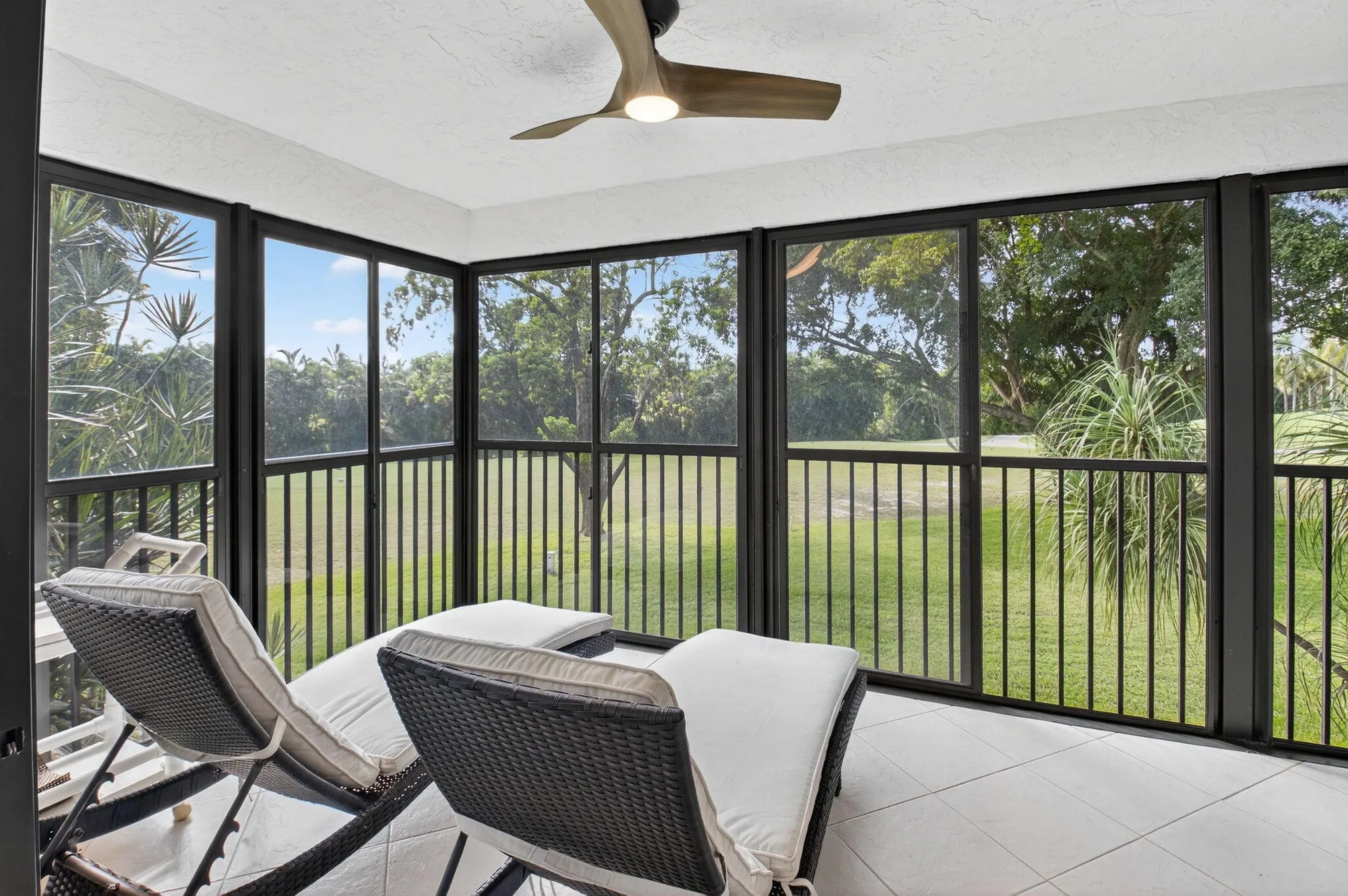 Property Slideshow image 33 of 80 | 10 southport ln b, Boynton Beach, FL, 33436