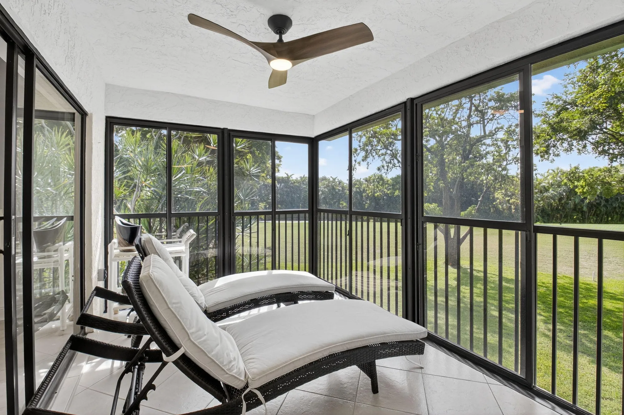 Property Slideshow image 34 of 80 | 10 southport ln b, Boynton Beach, FL, 33436