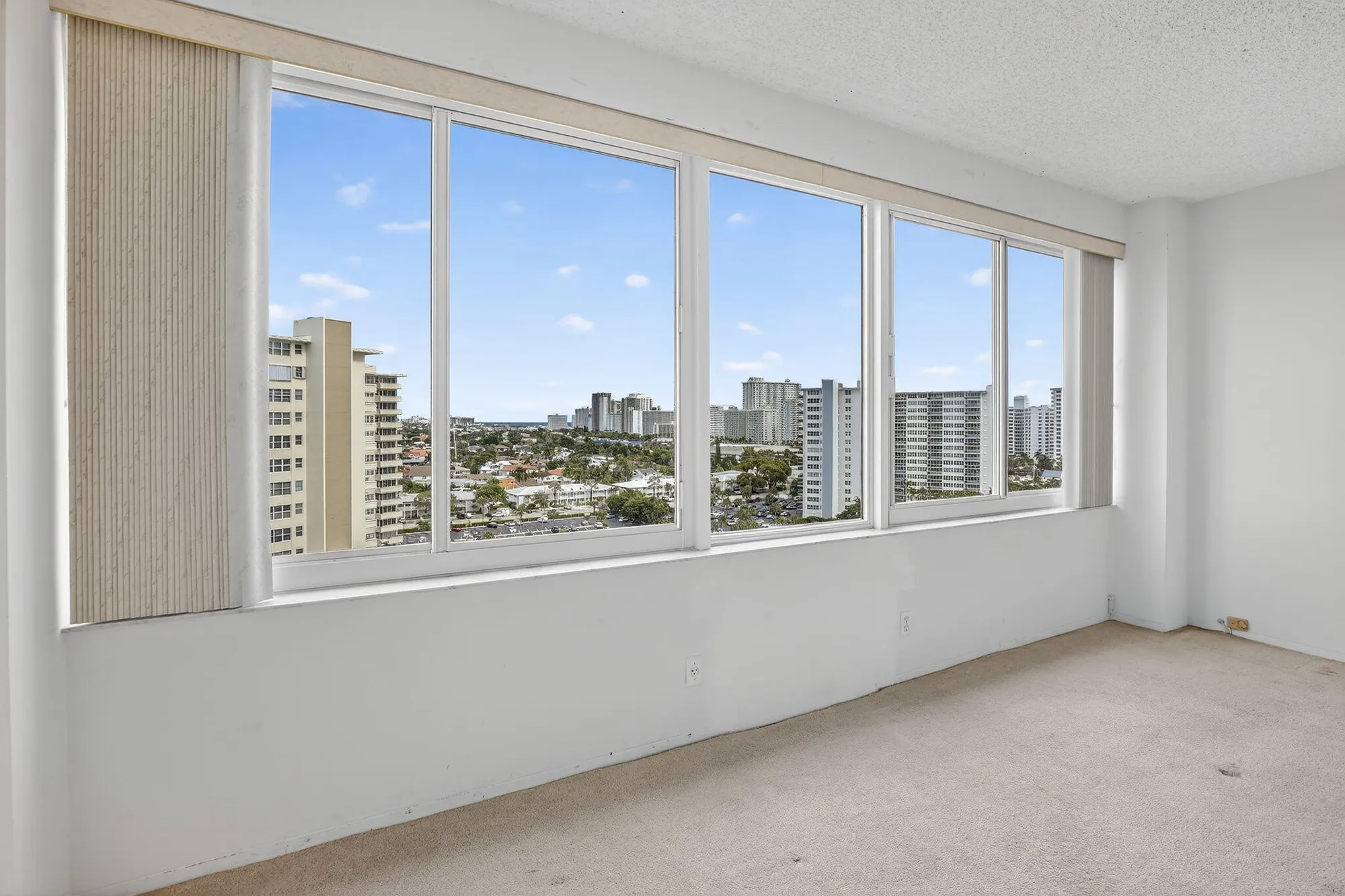 Property Slideshow image 6 of 29 | 3233 ne 34th st 1405, Fort Lauderdale, FL, 33308