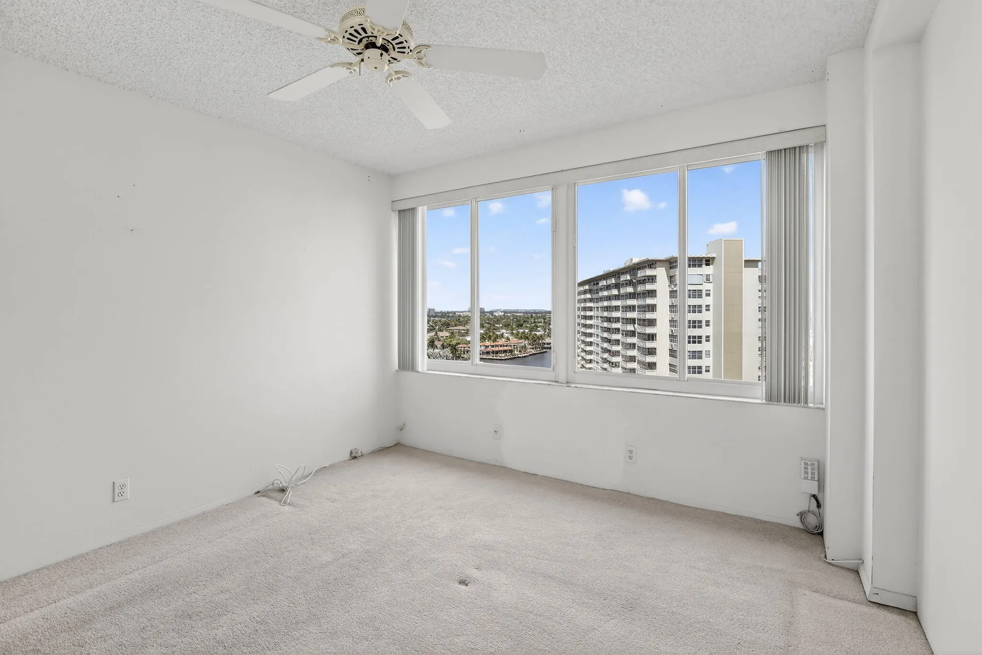 Property Slideshow image 8 of 29 | 3233 ne 34th st 1405, Fort Lauderdale, FL, 33308