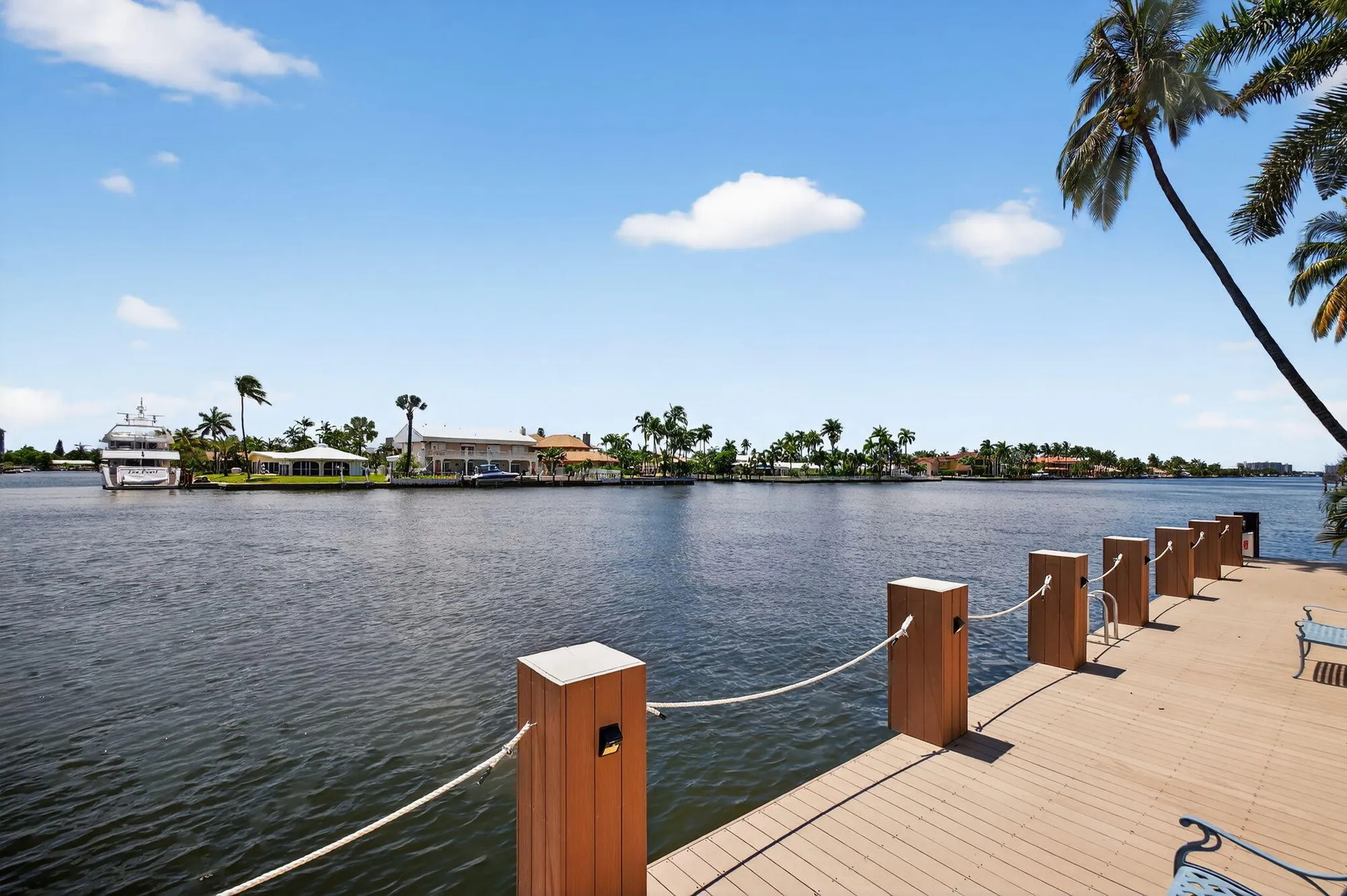 Property Slideshow image 13 of 29 | 3233 ne 34th st 1405, Fort Lauderdale, FL, 33308