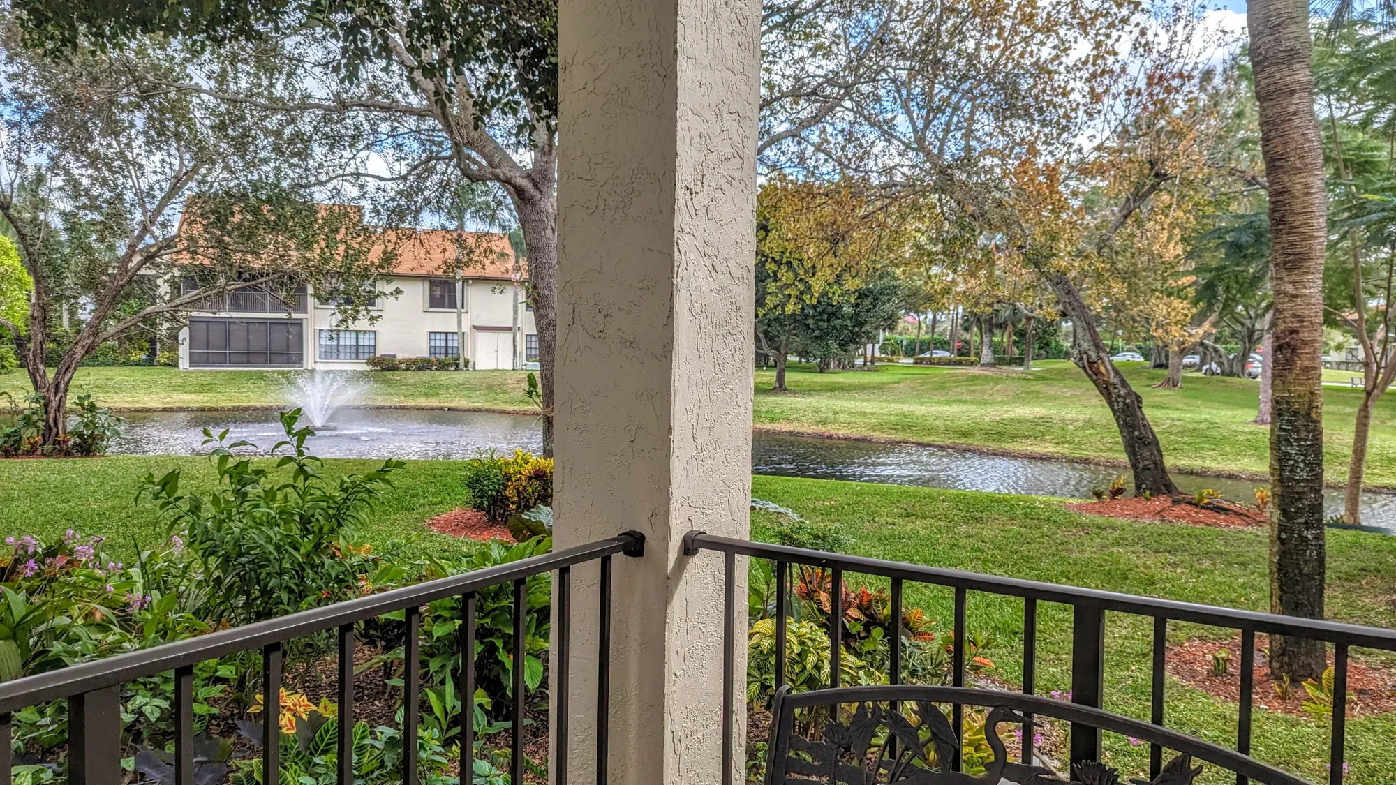 Property Slideshow image 14 of 57 | 3002 lucerne park dr # 5121, Greenacres, FL, 33467