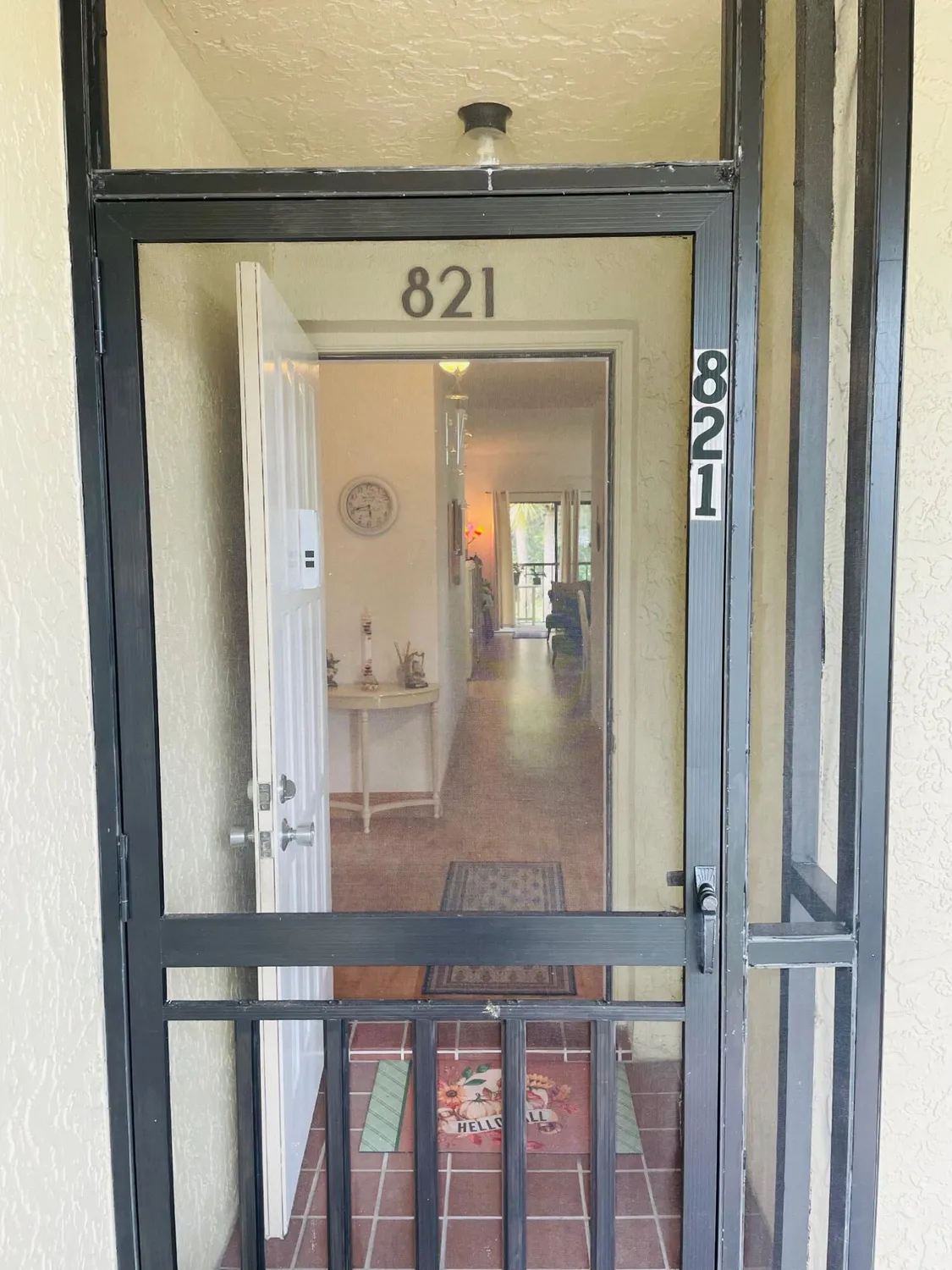 Property Slideshow image 4 of 25 | 7867 willow spring dr 821, Lake Worth, FL, 33467