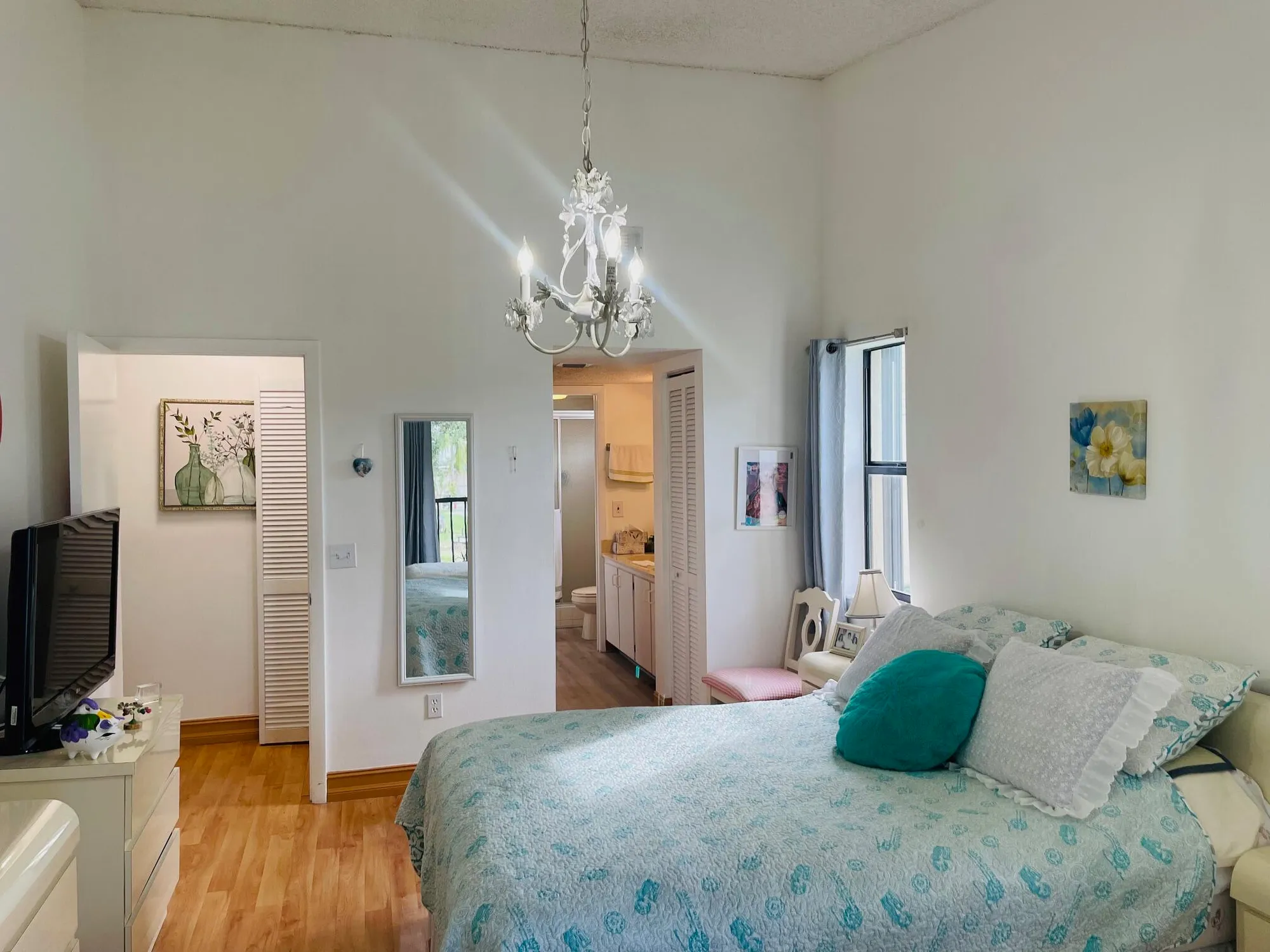 Property Slideshow image 14 of 25 | 7867 willow spring dr 821, Lake Worth, FL, 33467