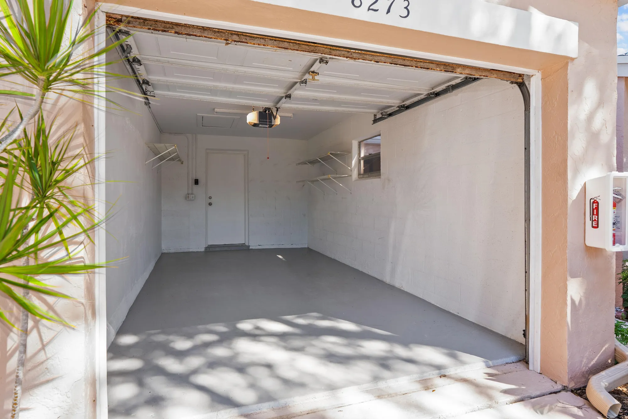 Property Slideshow image 28 of 35 | 8273 springtree rd, Boca Raton, FL, 33496