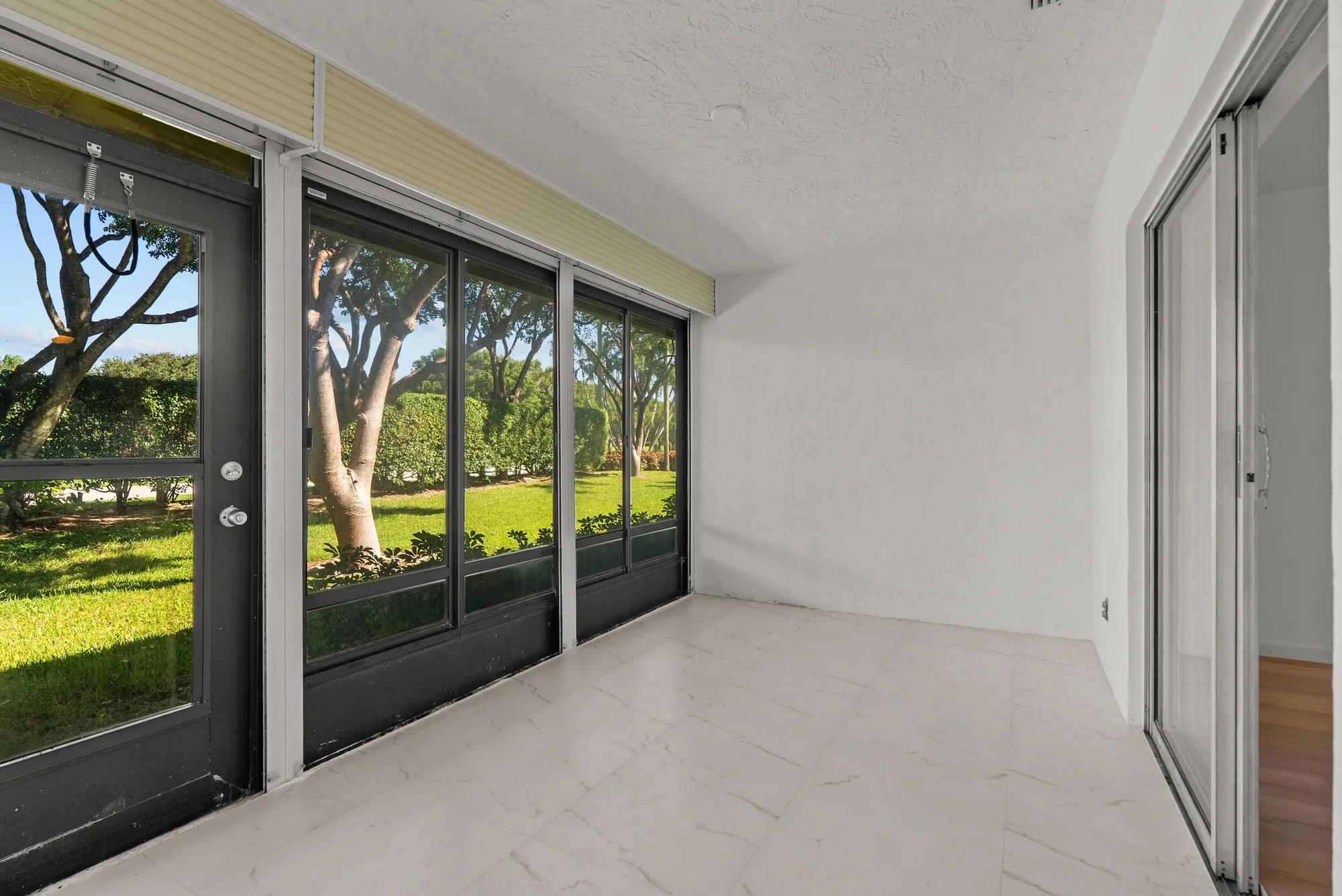 Property Slideshow image 27 of 35 | 8273 springtree rd, Boca Raton, FL, 33496