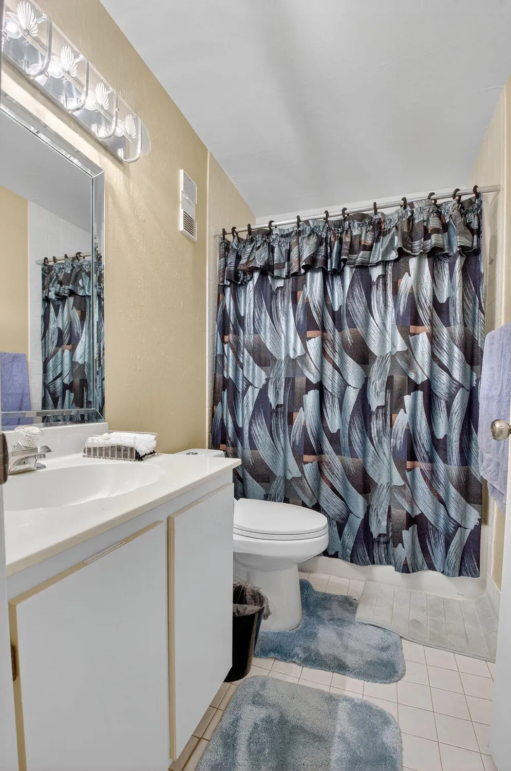 Property Slideshow image 11 of 89 | 6234 pointe regal cir, Delray Beach, FL, 33484