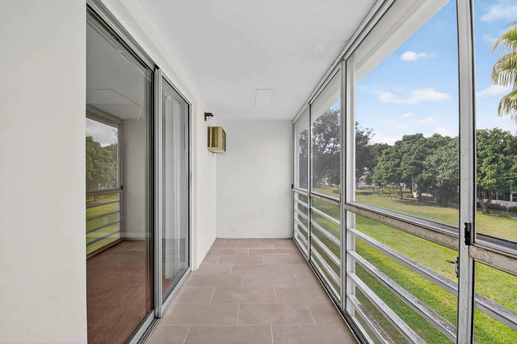 Property Slideshow image 17 of 41 | 265 windsor l l, West Palm Beach, FL, 33417