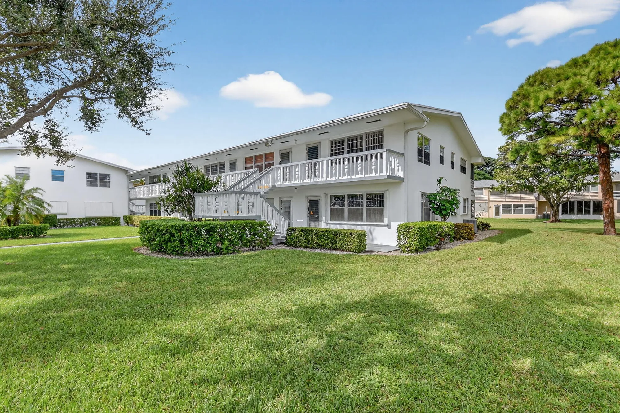 Property Slideshow image 21 of 41 | 265 windsor l l, West Palm Beach, FL, 33417