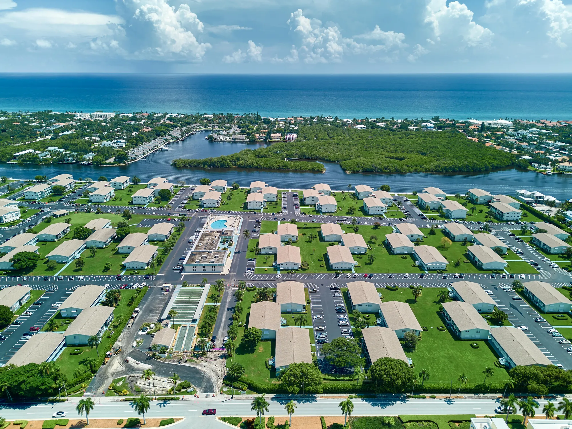 Property Slideshow image 31 of 37 | 320 horizons 207, Boynton Beach, FL, 33435