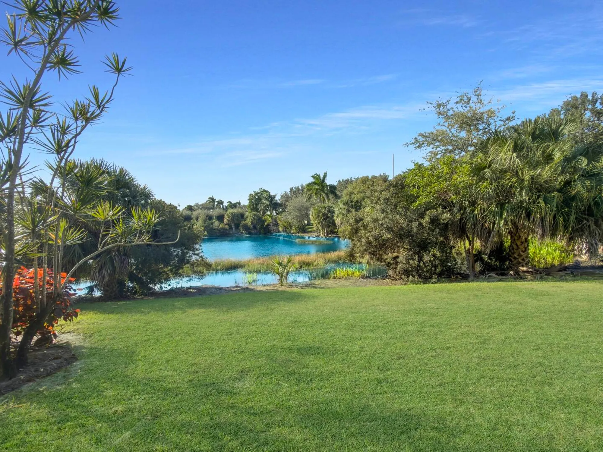 Property Slideshow image 35 of 39 | 12438 crystal pointe dr unit 102, Boynton Beach, FL, 33437