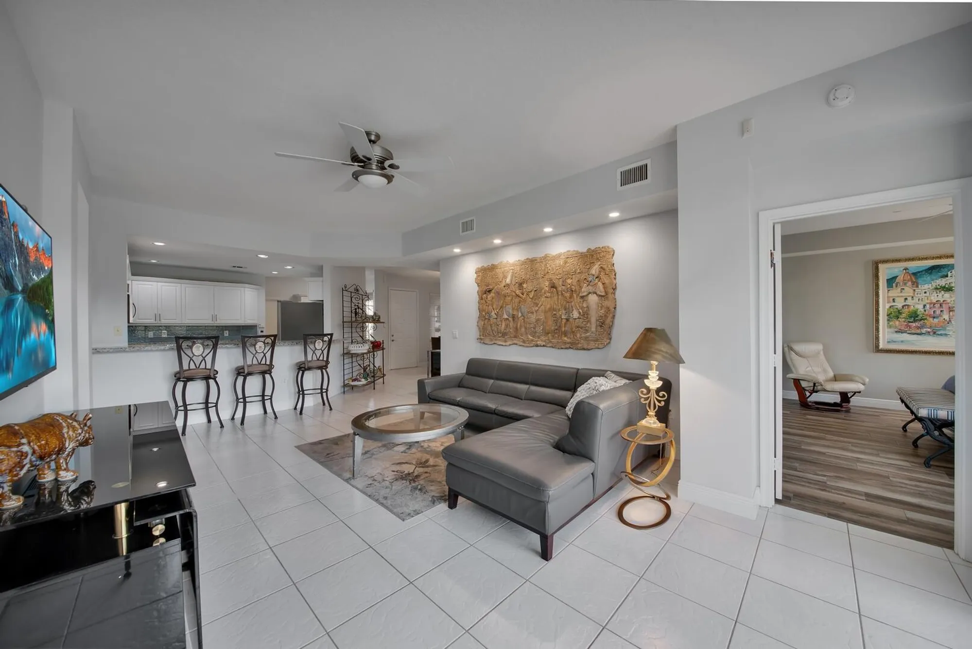 Property Slideshow image 3 of 39 | 12438 crystal pointe dr unit 102, Boynton Beach, FL, 33437