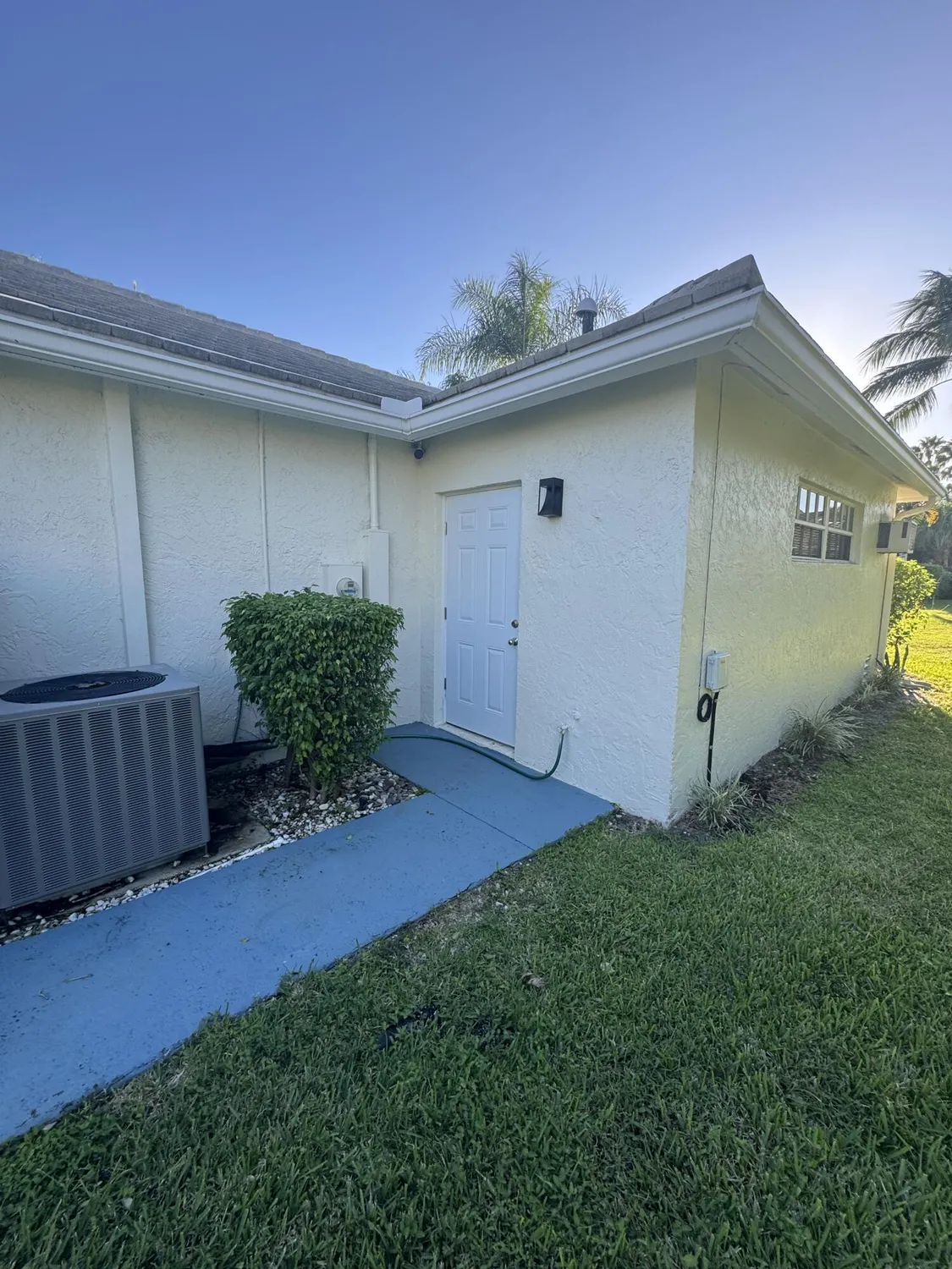 Property Slideshow image 22 of 28 | 11590 creekside dr, Boynton Beach, FL, 33437