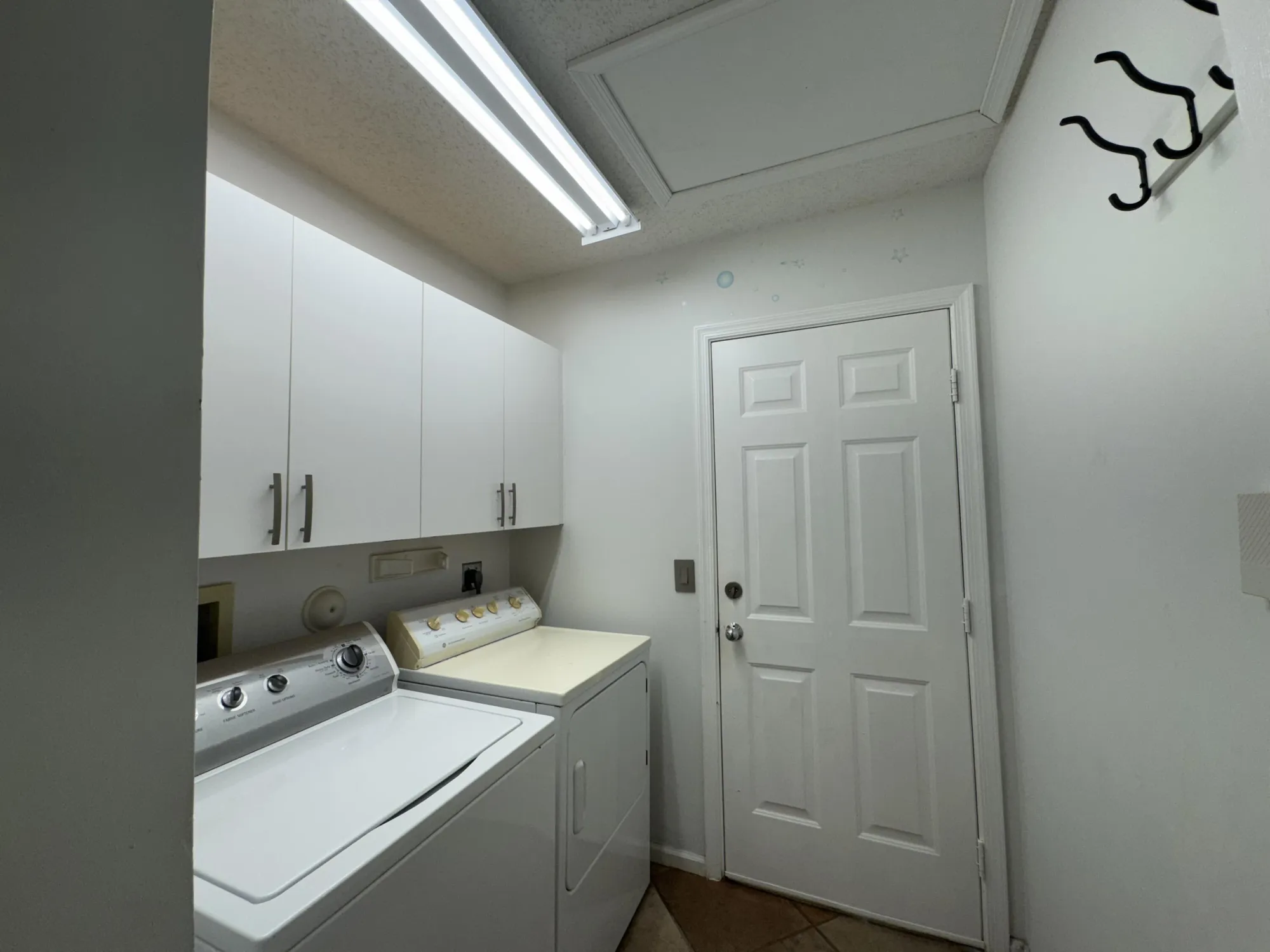 Property Slideshow image 14 of 28 | 11590 creekside dr, Boynton Beach, FL, 33437