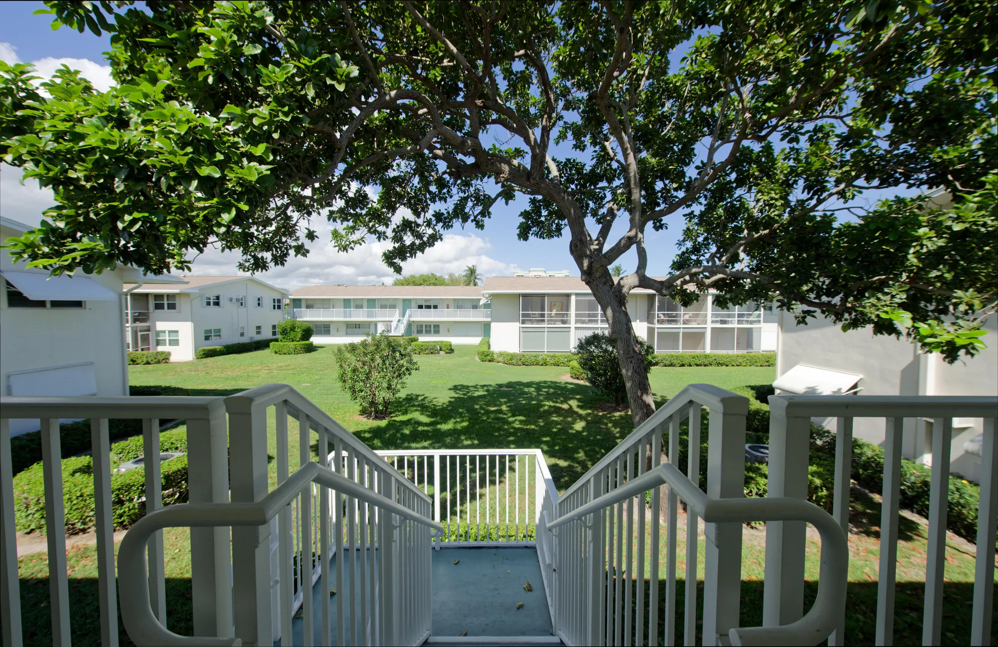 Property Slideshow image 20 of 37 | 320 horizons 207, Boynton Beach, FL, 33435