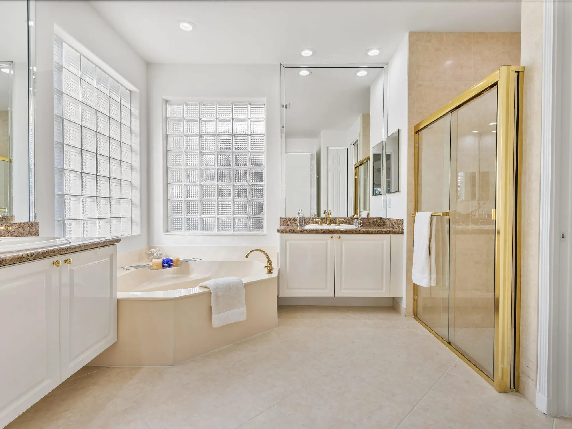 Property Slideshow image 30 of 86 | 11036 malaysia cir, Boynton Beach, FL, 33437