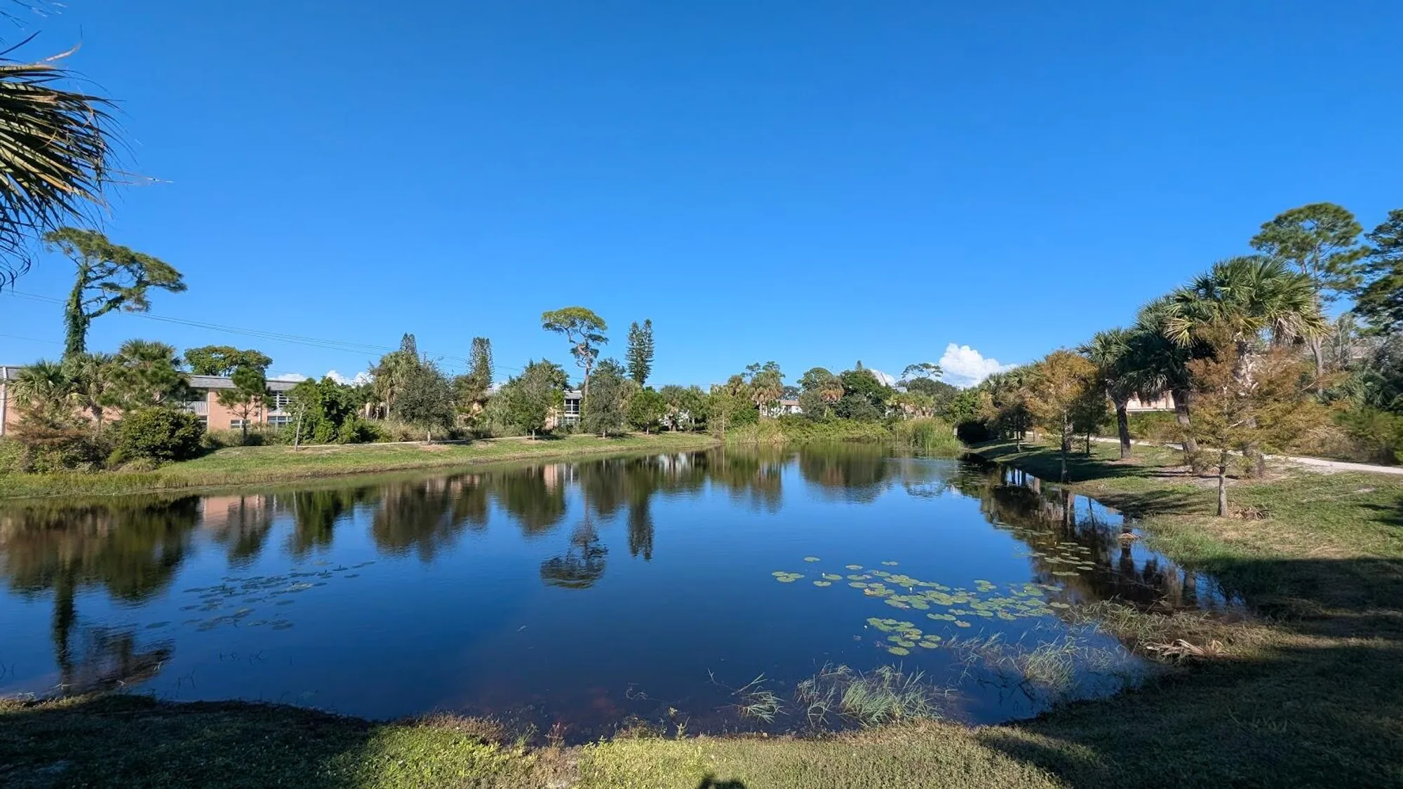 Property Slideshow image 7 of 23 | 2950 se ocean blvd 5-2, Stuart, FL, 34996