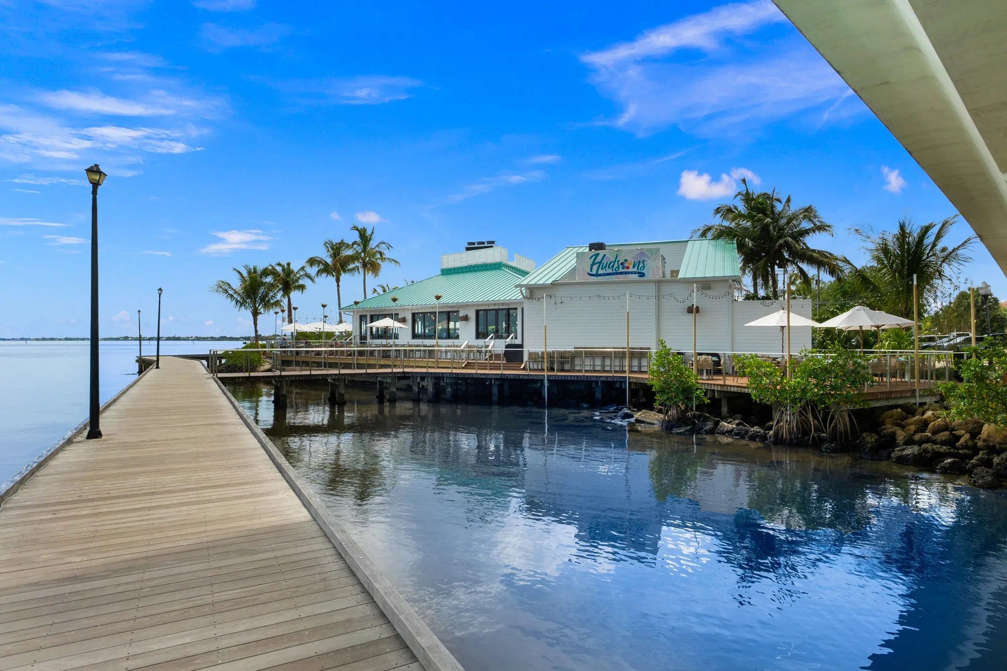 Property Slideshow image 18 of 23 | 2950 se ocean blvd 5-2, Stuart, FL, 34996