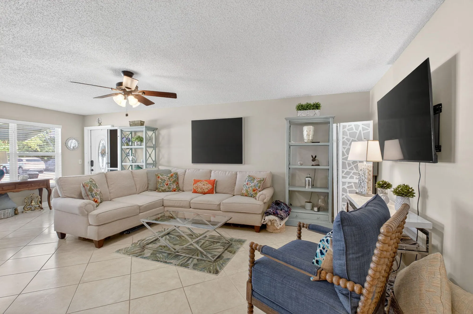 Property Slideshow image 7 of 36 | 762 high point blvd b, Delray Beach, FL, 33445