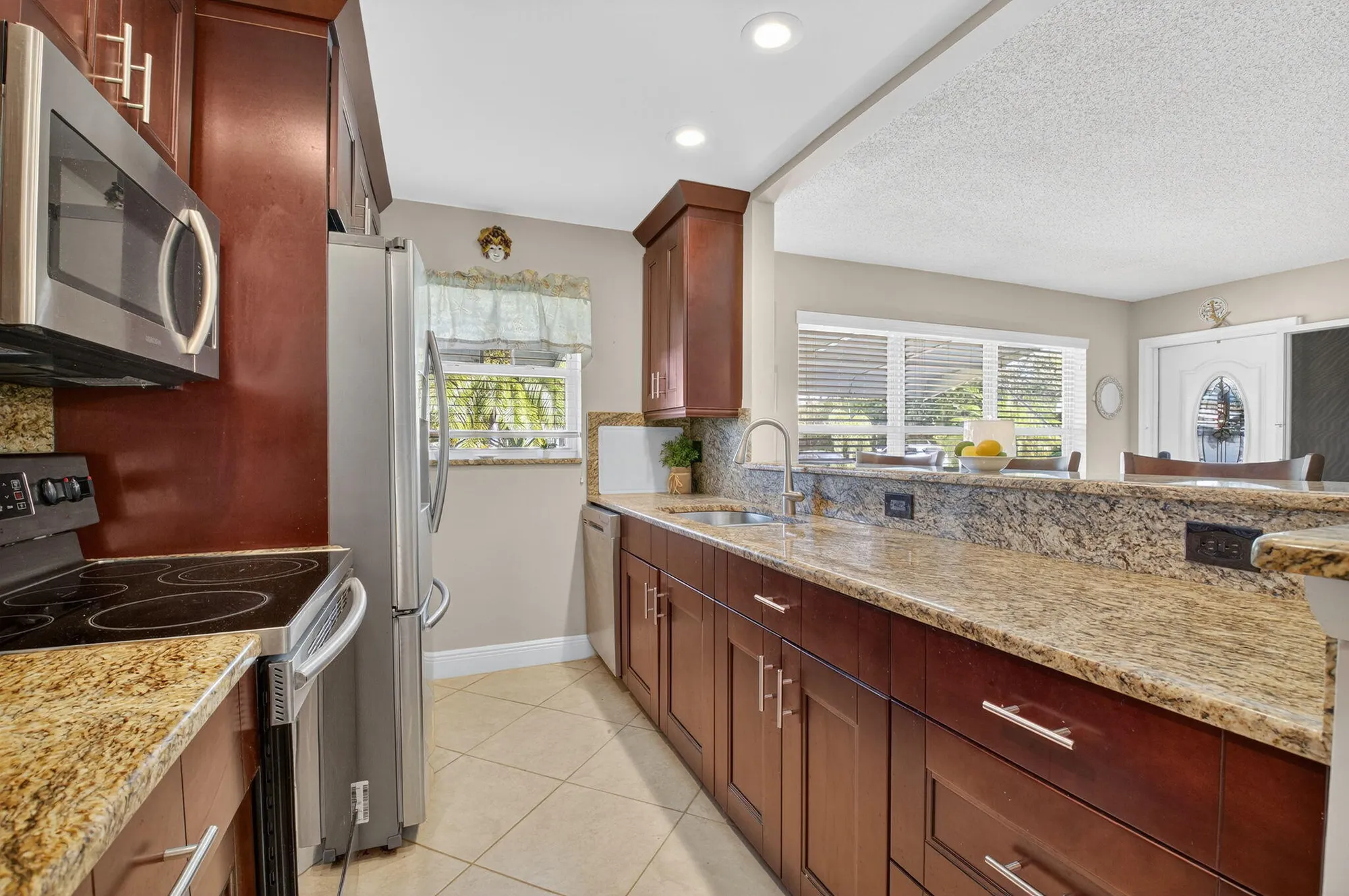 Property Slideshow image 14 of 36 | 762 high point blvd b, Delray Beach, FL, 33445