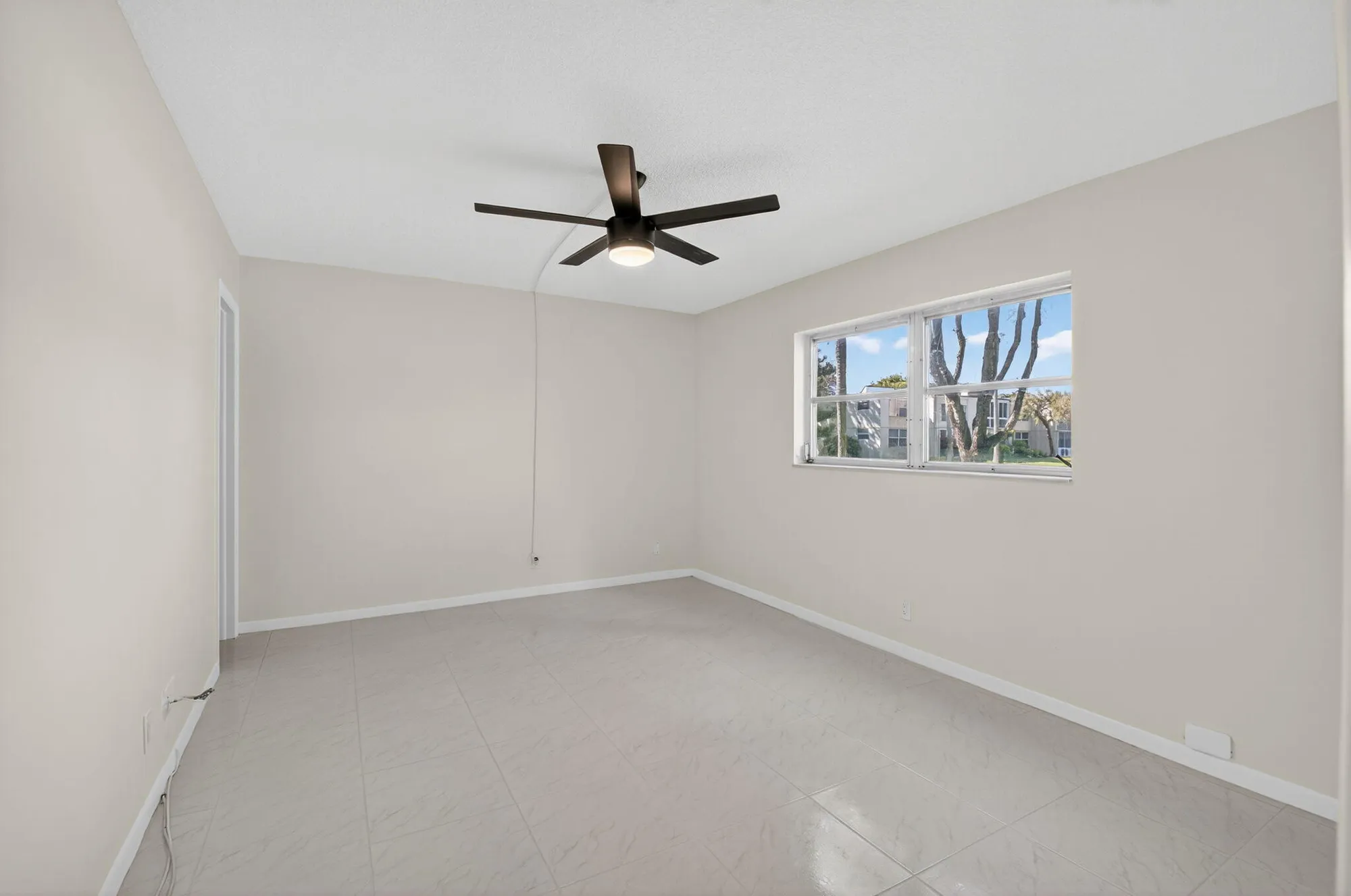 Property Slideshow image 19 of 52 | 20 abbey ln apt 103, Delray Beach, FL, 33446