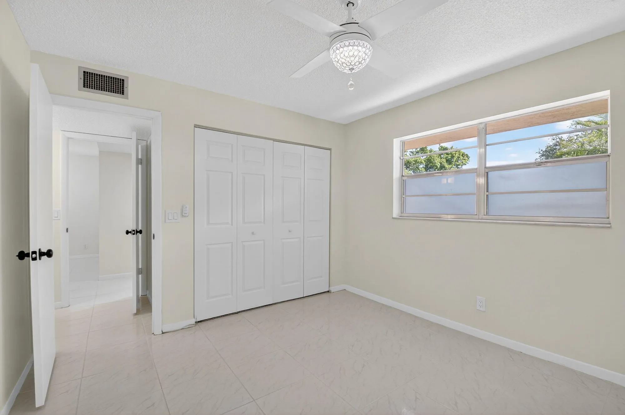 Property Slideshow image 27 of 52 | 20 abbey ln apt 103, Delray Beach, FL, 33446