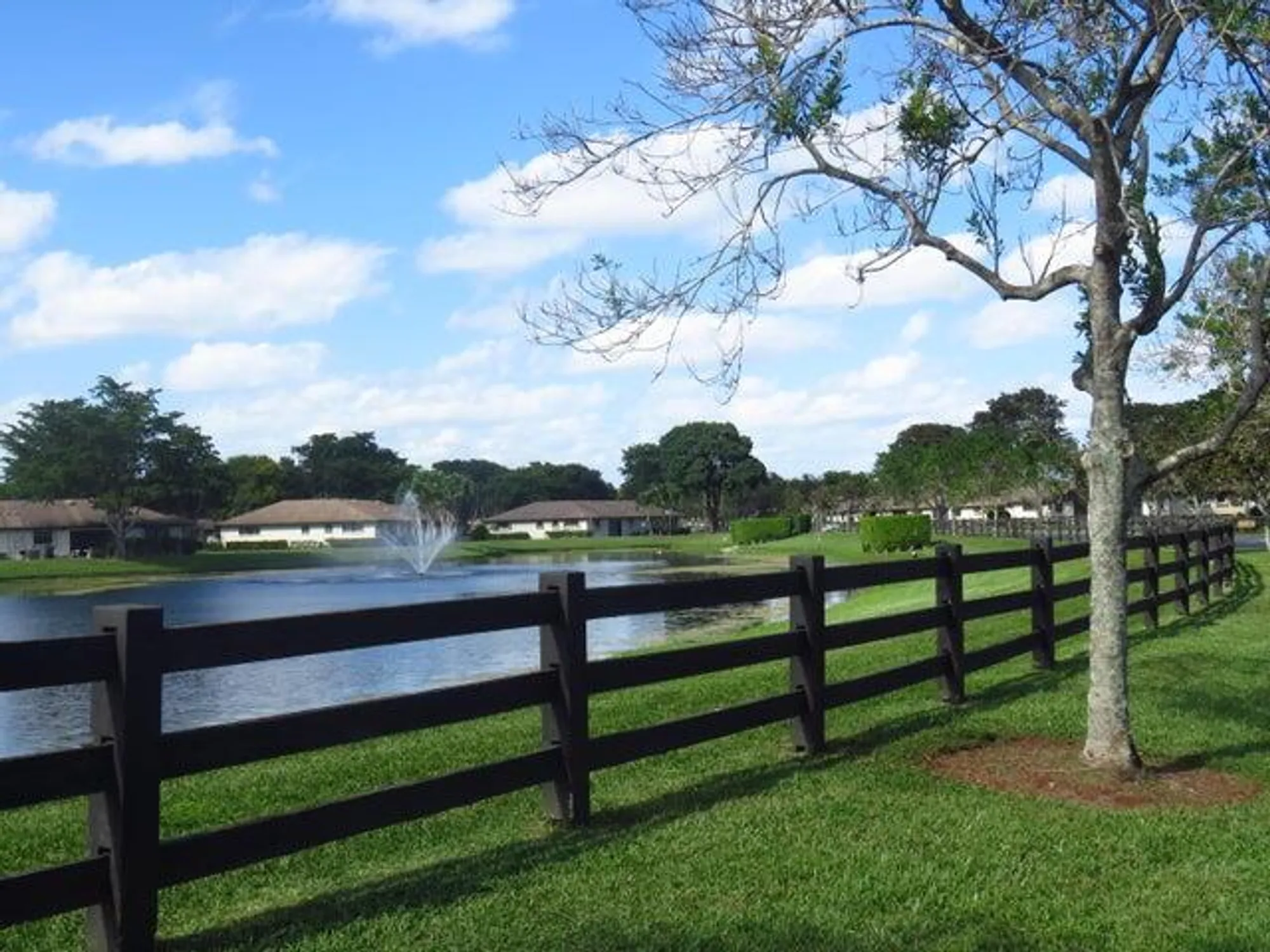 Property Slideshow image 23 of 25 | 10054 eaglewood rd b, Boynton Beach, FL, 33436