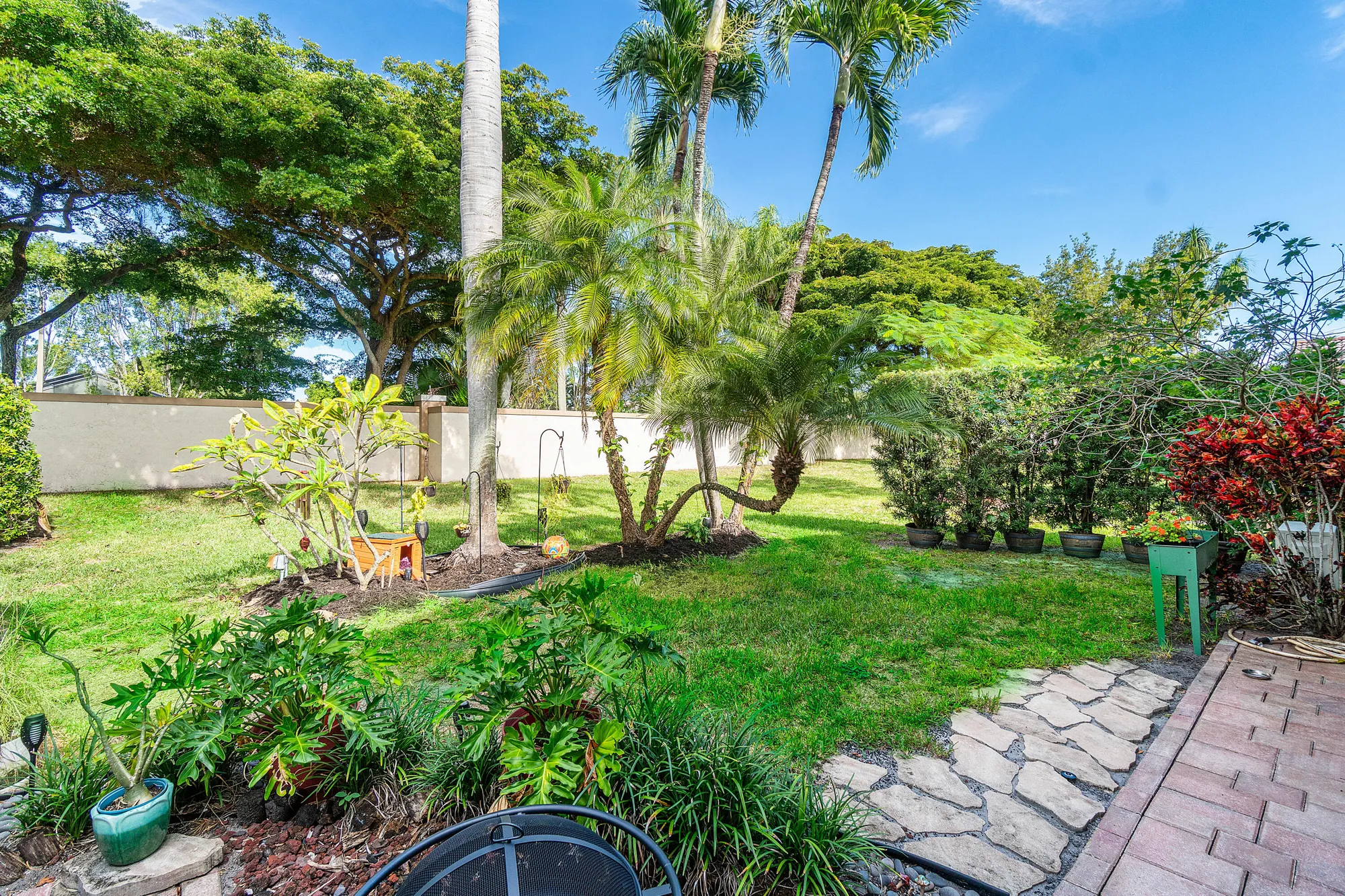 Property Slideshow image 34 of 38 | 6805 sun river rd, Boynton Beach, FL, 33437