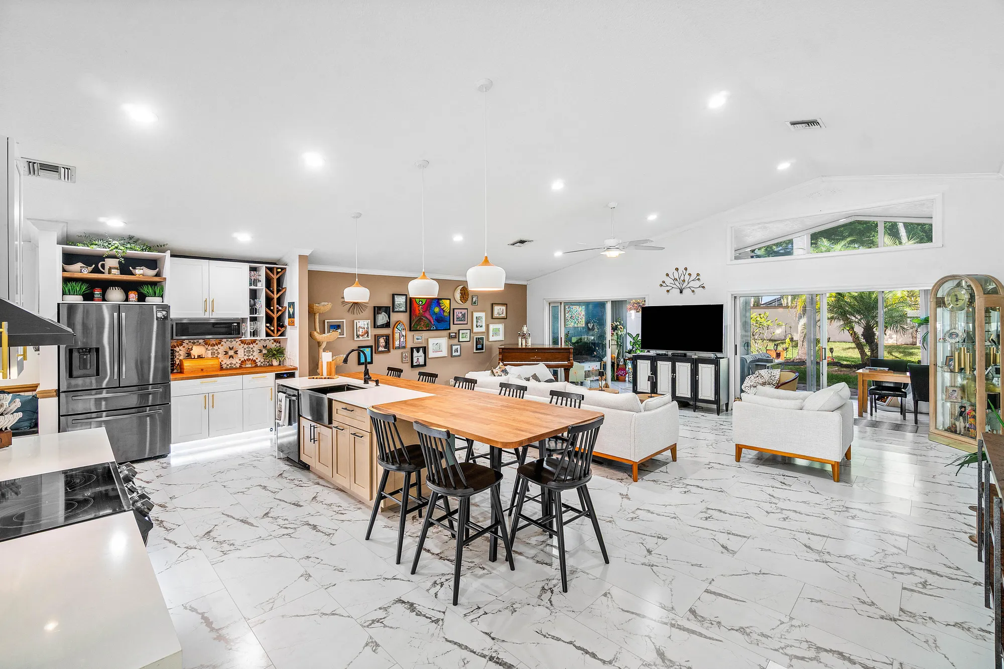 Property Slideshow image 5 of 38 | 6805 sun river rd, Boynton Beach, FL, 33437