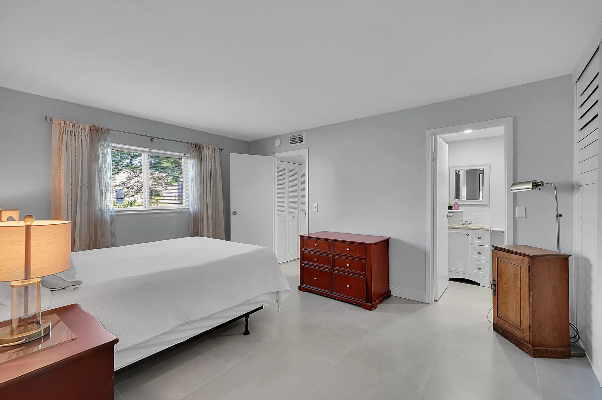 Property Slideshow image 19 of 28 | 646 flanders, Delray Beach, FL, 33484