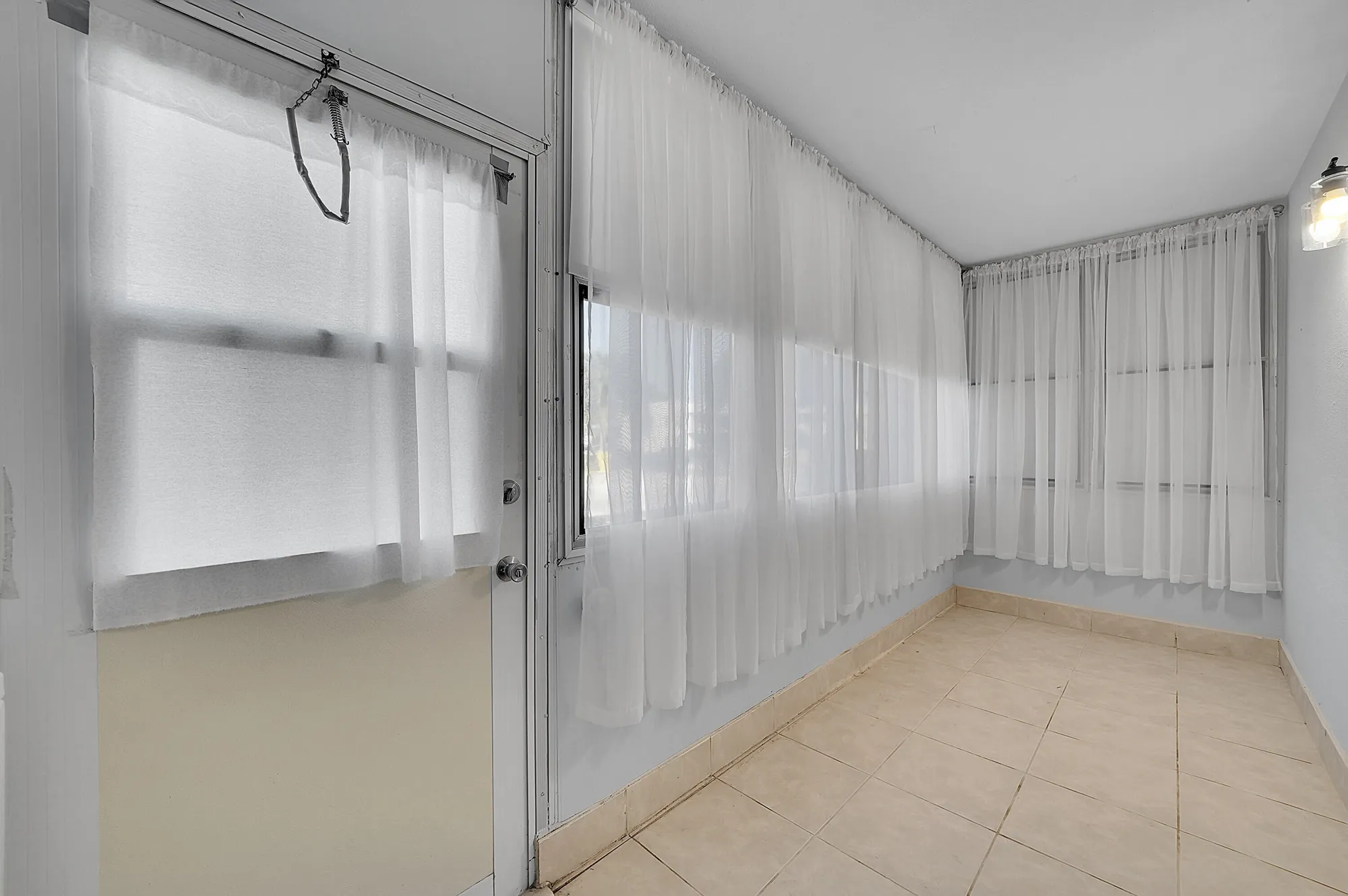 Property Slideshow image 23 of 28 | 646 flanders, Delray Beach, FL, 33484