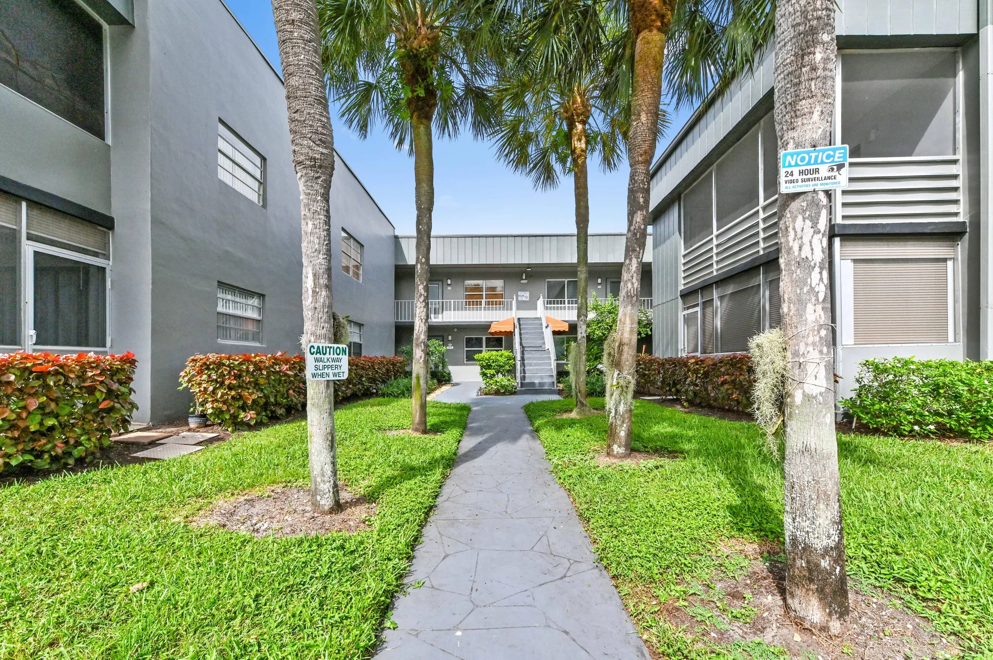 Property Slideshow image 1 of 40 | 878 normandy, Delray Beach, FL, 33484