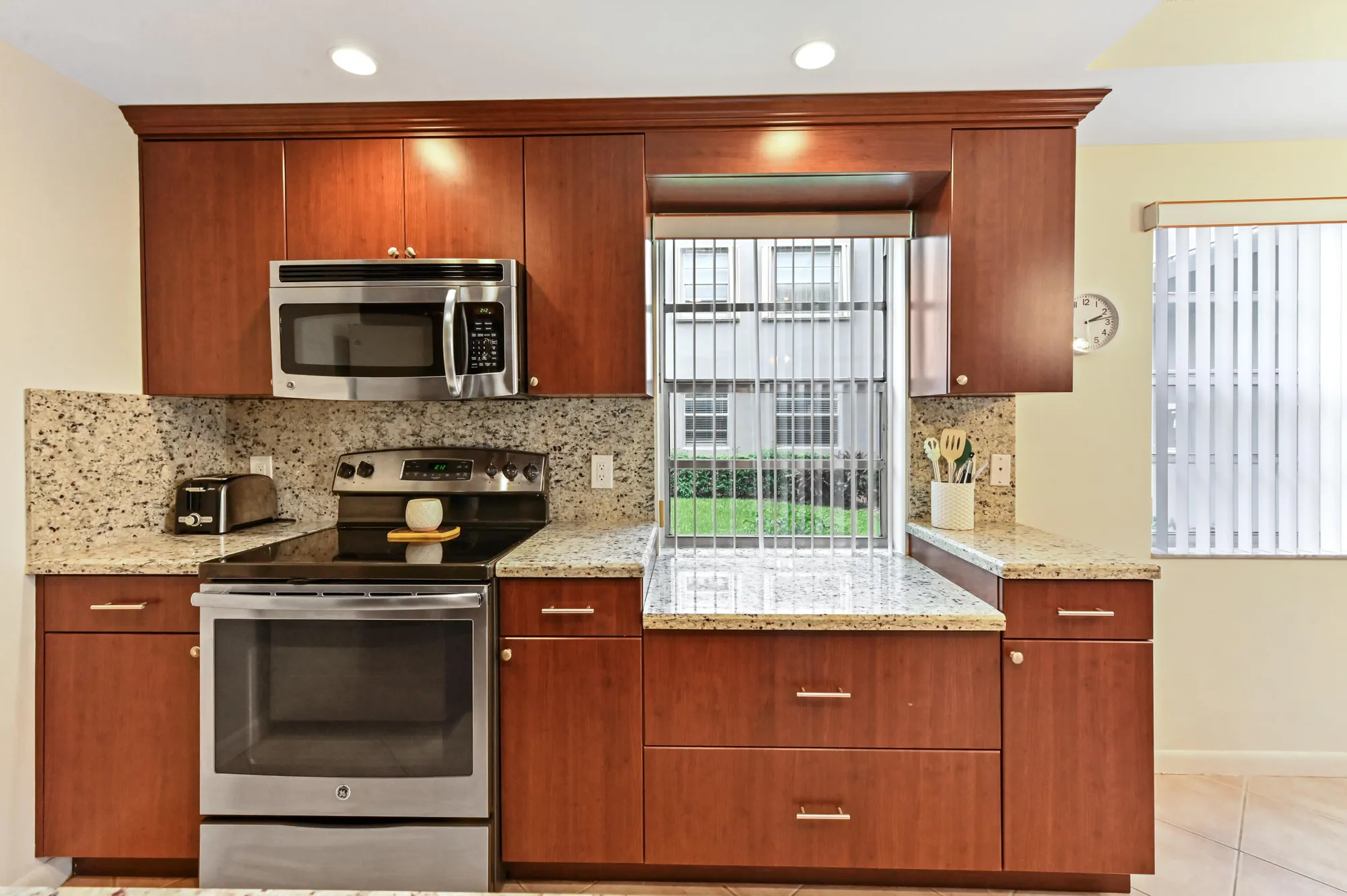 Property Slideshow image 11 of 40 | 878 normandy, Delray Beach, FL, 33484