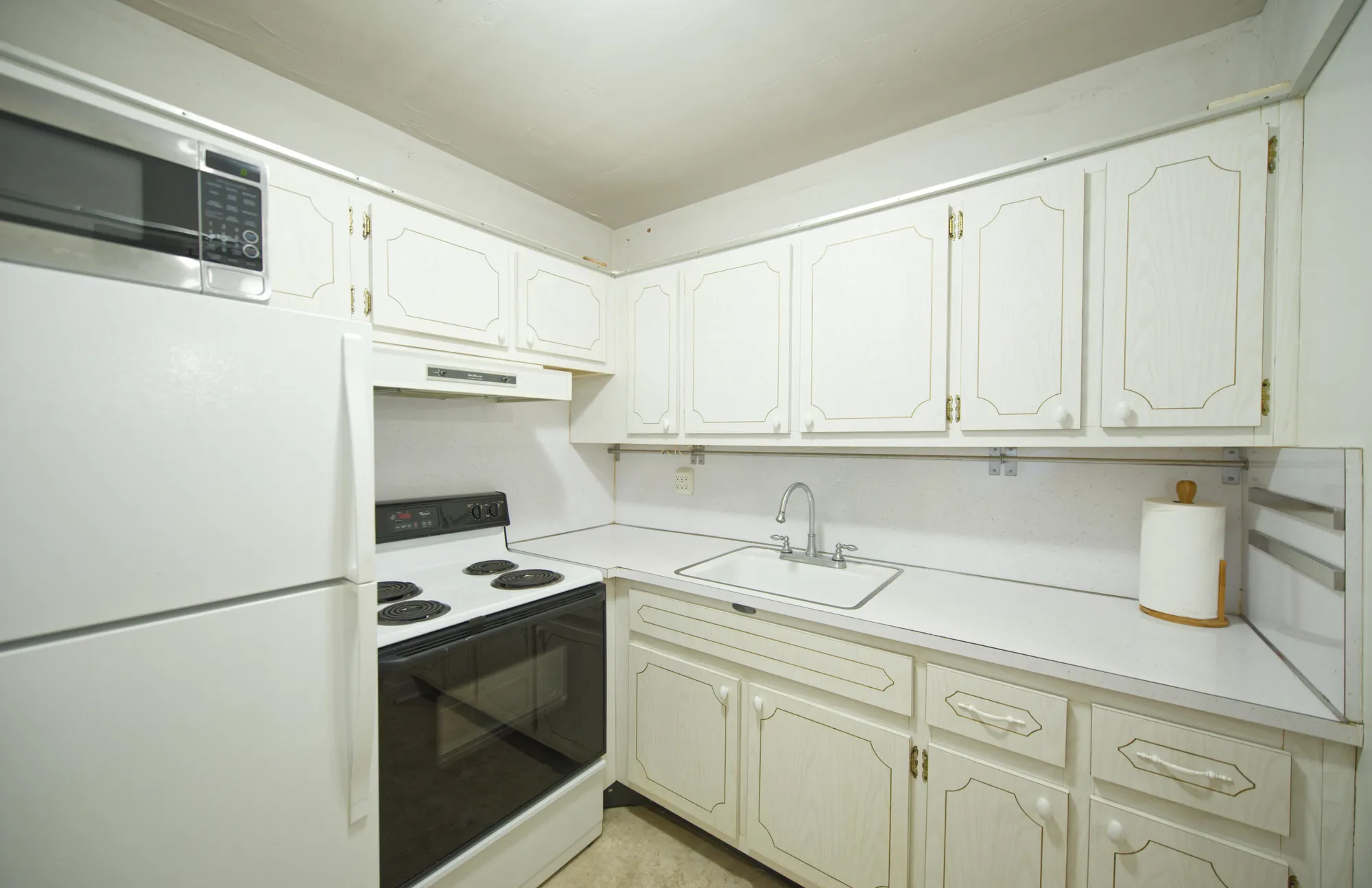 Property Slideshow image 7 of 37 | 320 horizons 207, Boynton Beach, FL, 33435