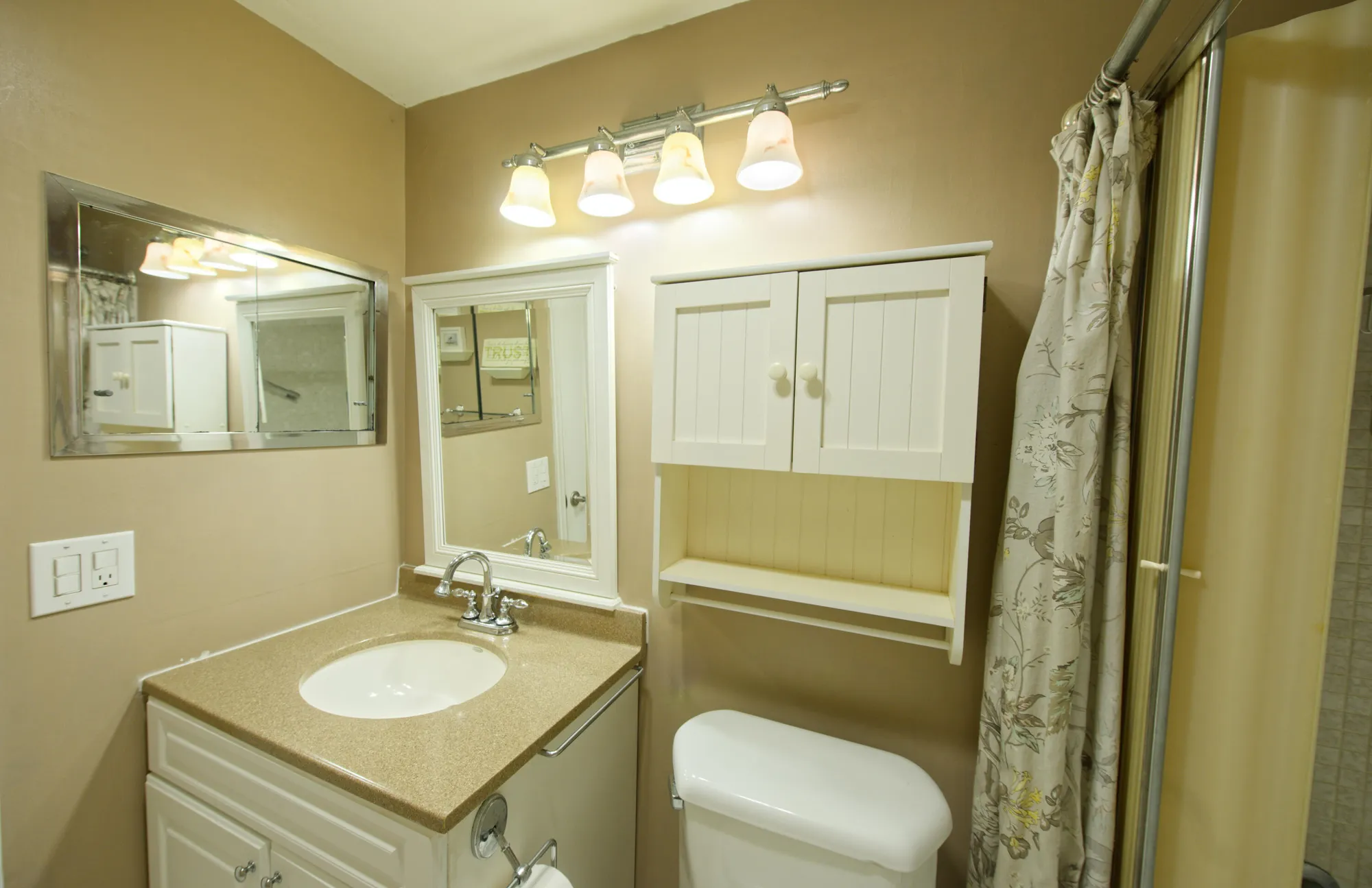 Property Slideshow image 16 of 37 | 320 horizons 207, Boynton Beach, FL, 33435
