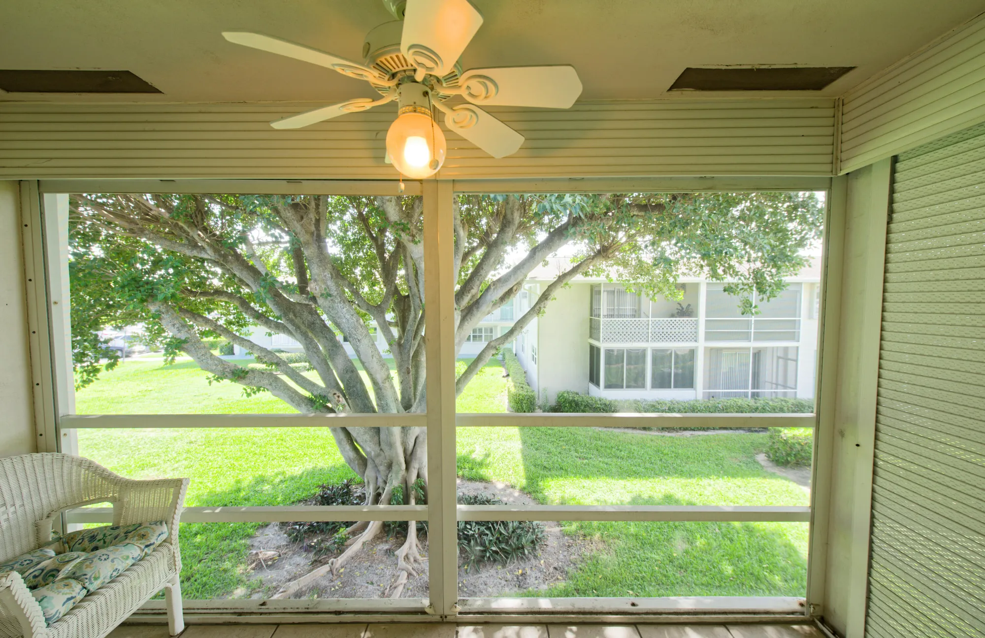 Property Slideshow image 17 of 37 | 320 horizons 207, Boynton Beach, FL, 33435