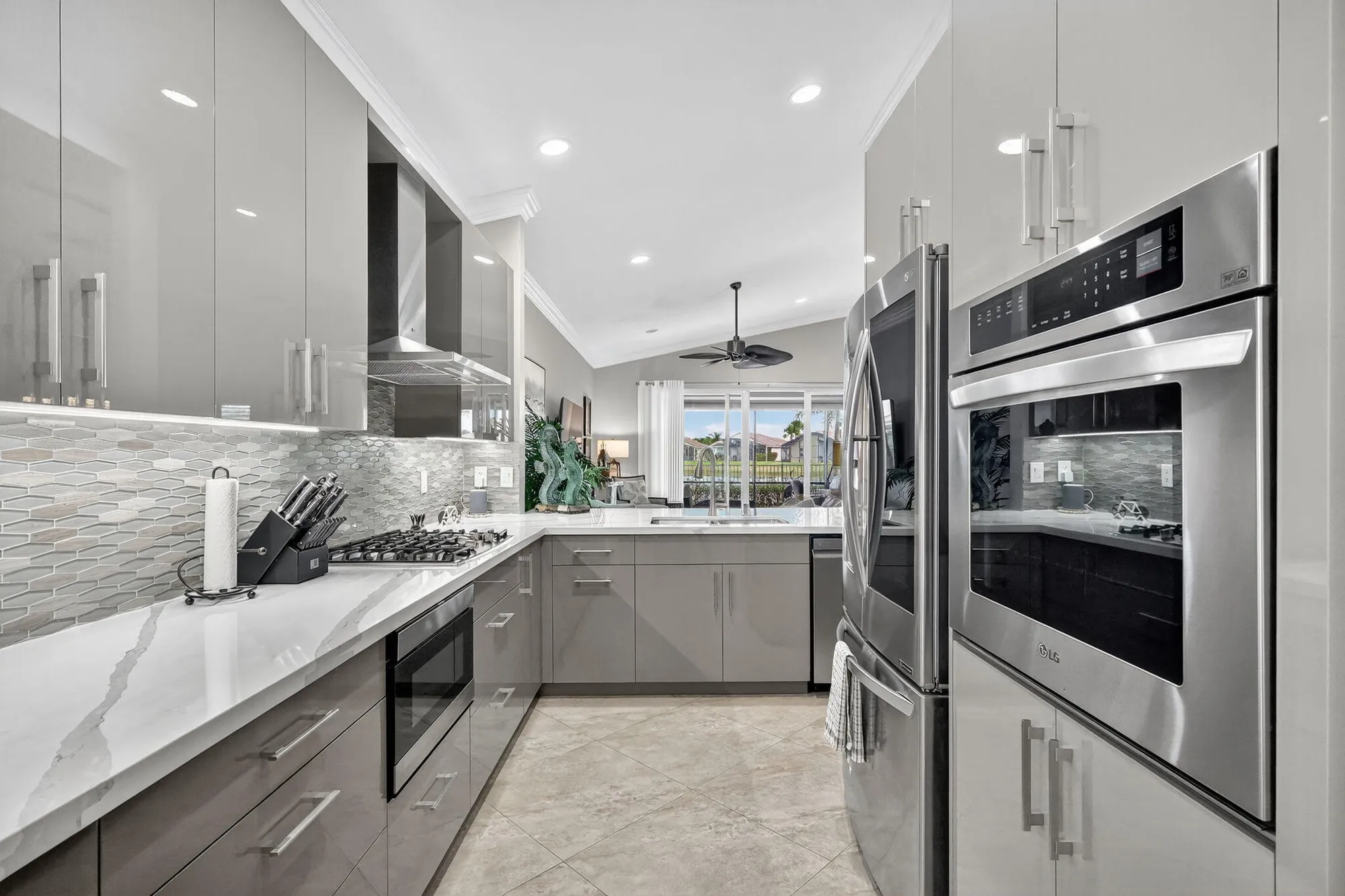 Property Slideshow image 17 of 75 | 9621 sw camellia ct, Port Saint Lucie, FL, 34987