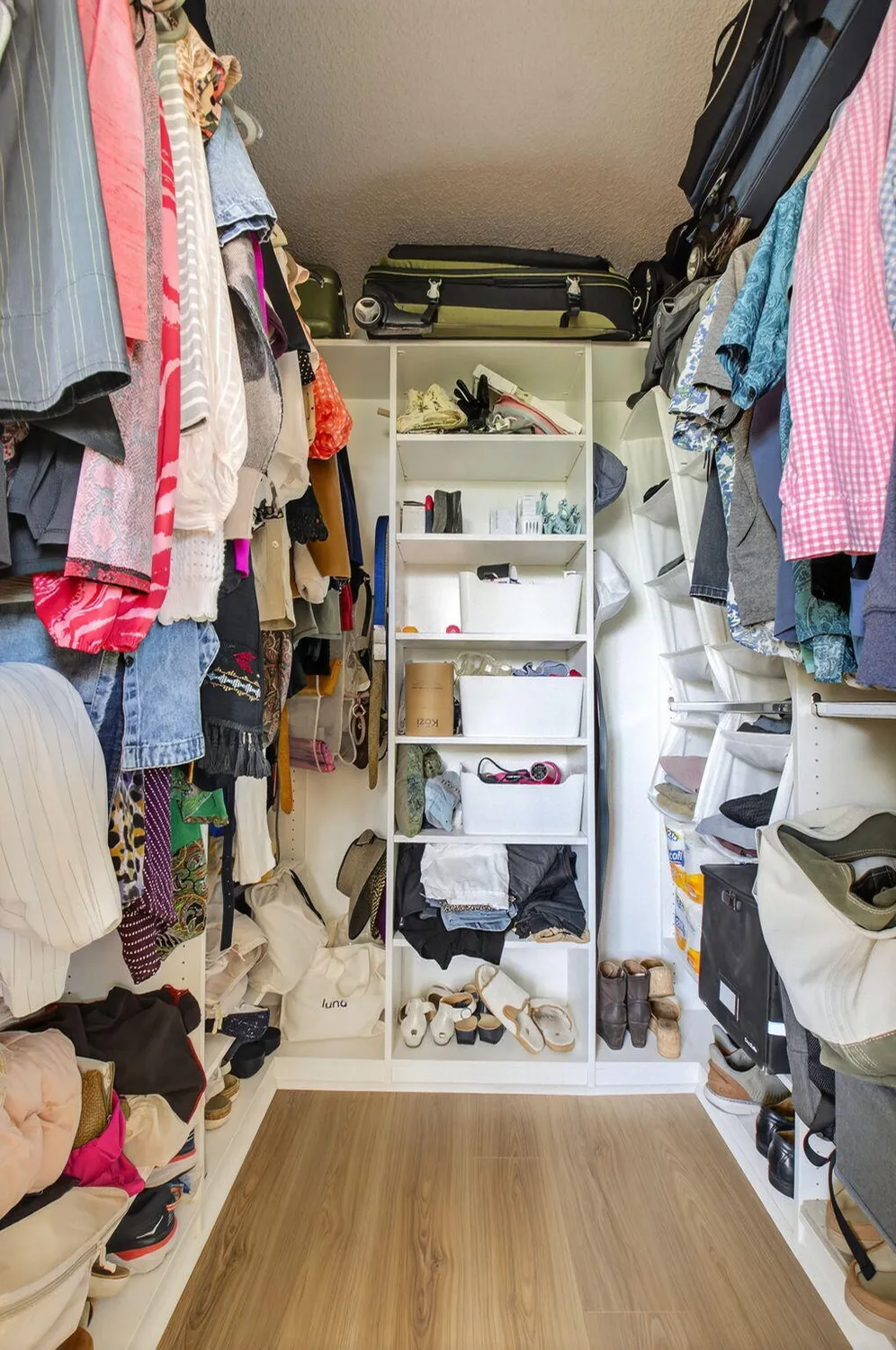 Property Slideshow image 23 of 52 | 10 willowbrook ln 204, Delray Beach, FL, 33446