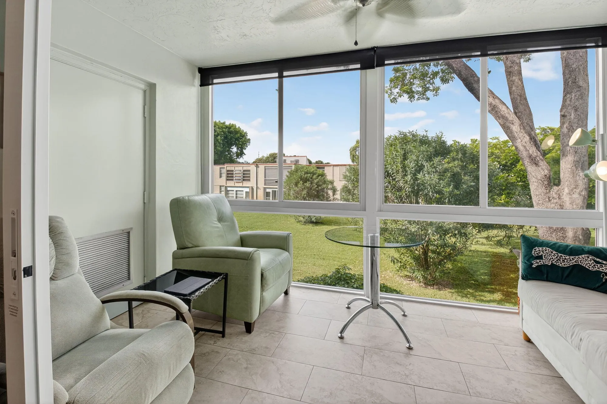 Property Slideshow image 30 of 52 | 10 willowbrook ln 204, Delray Beach, FL, 33446