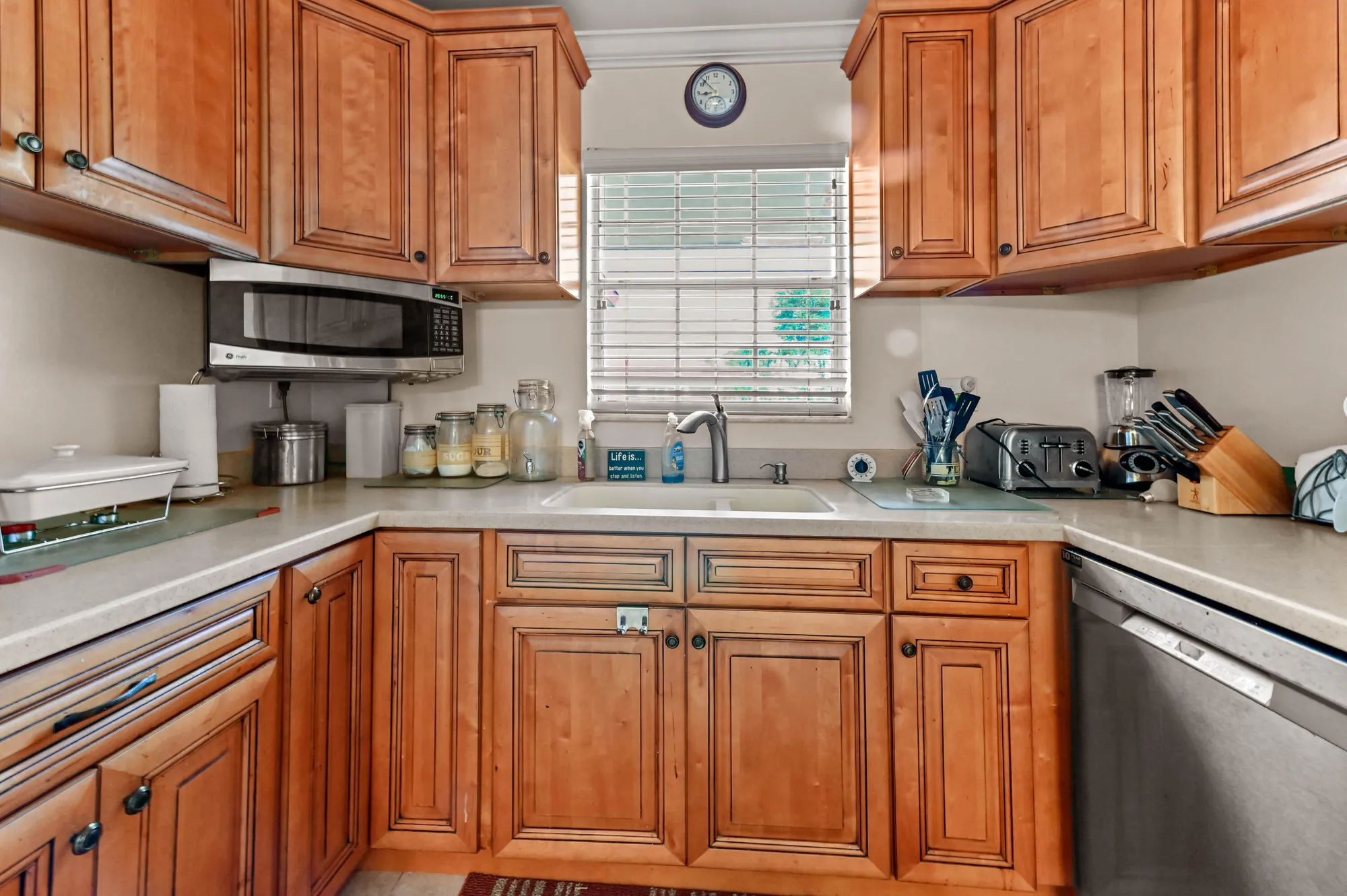 Property Slideshow image 10 of 27 | 5165 nw 3rd st a, Delray Beach, FL, 33445