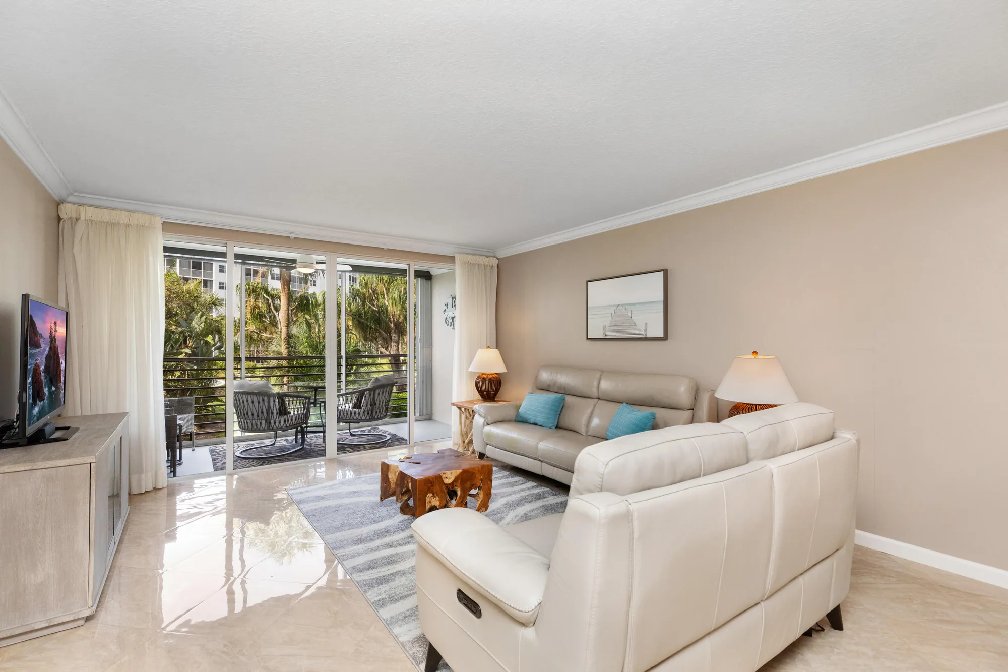 Property Slideshow image 5 of 46 | 2731 ne 14th st apt 228, Pompano Beach, FL, 33062