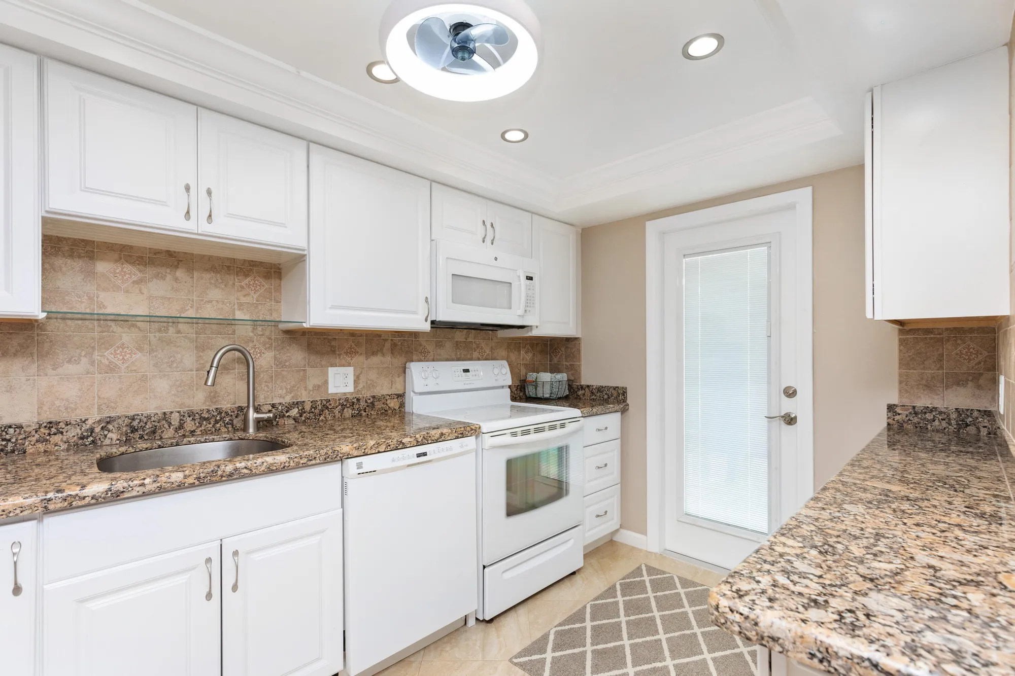 Property Slideshow image 20 of 46 | 2731 ne 14th st apt 228, Pompano Beach, FL, 33062