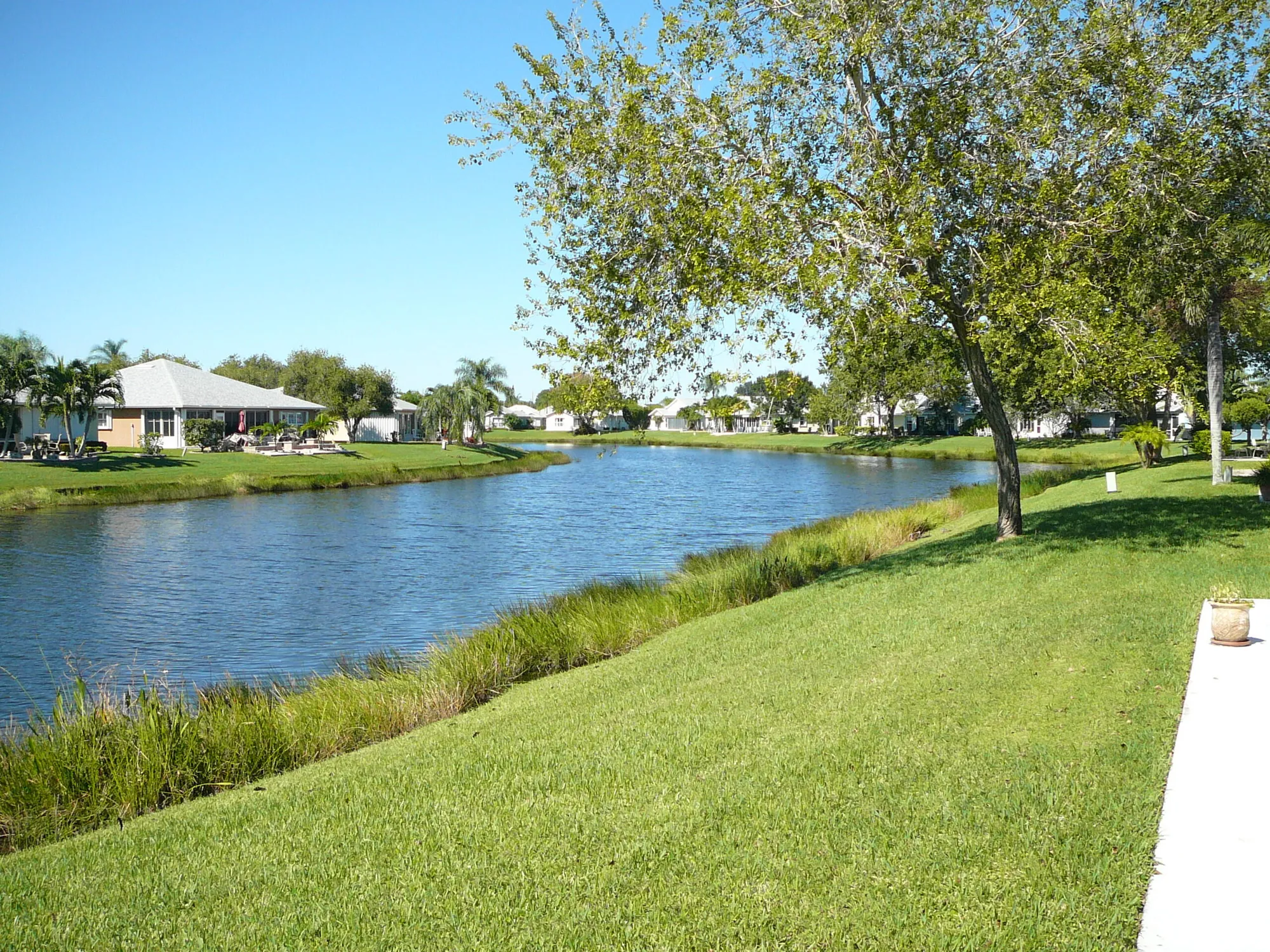 Property Slideshow image 9 of 57 | 6238 alexandria cir, Fort Pierce, FL, 34982