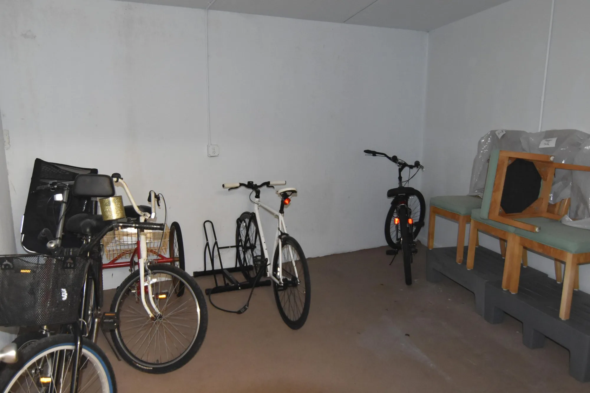 Property Slideshow image 15 of 21 | 3020 hythe b # 3020b, Boca Raton, FL, 33434