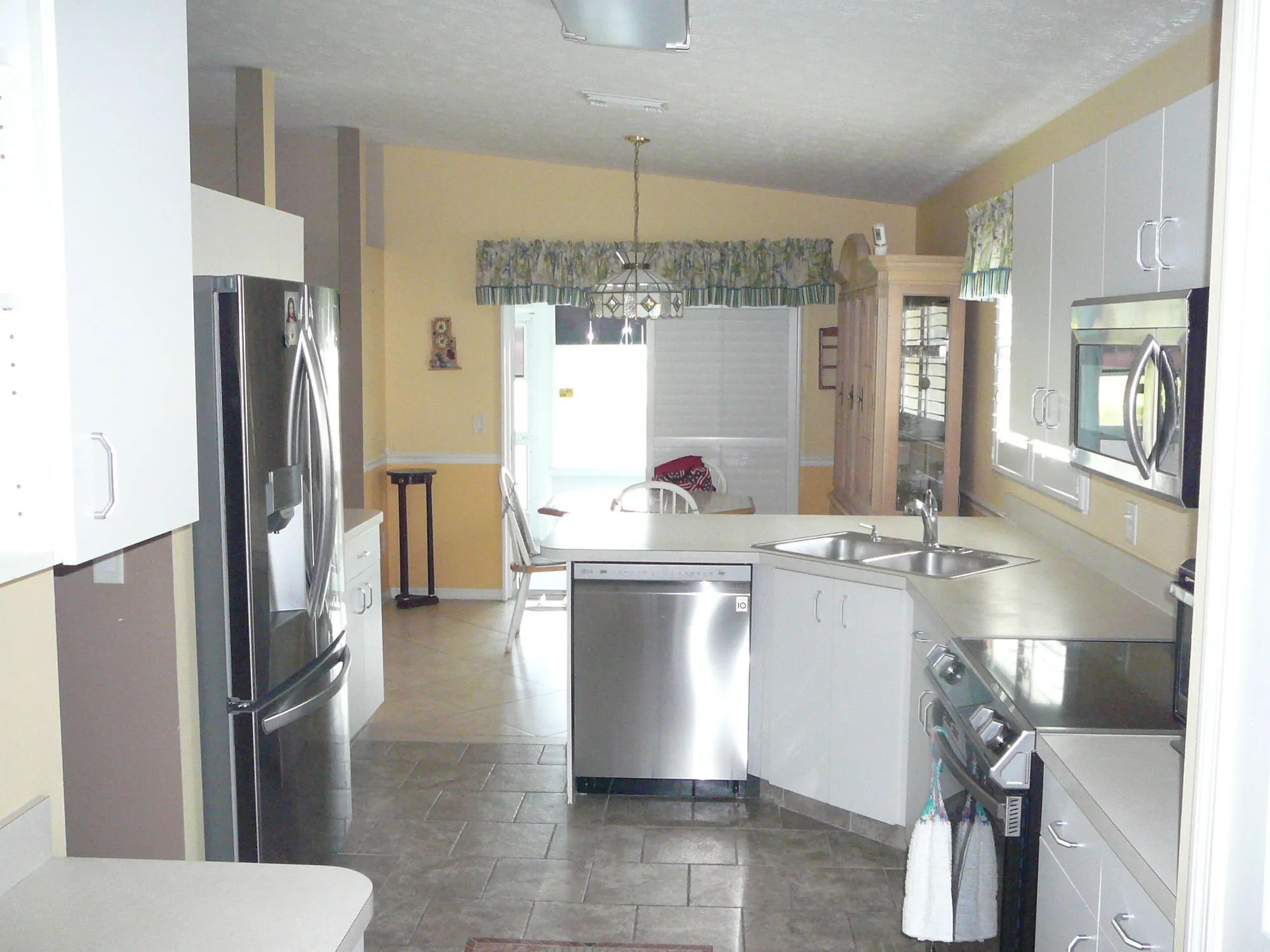 Property Slideshow image 24 of 57 | 6238 alexandria cir, Fort Pierce, FL, 34982