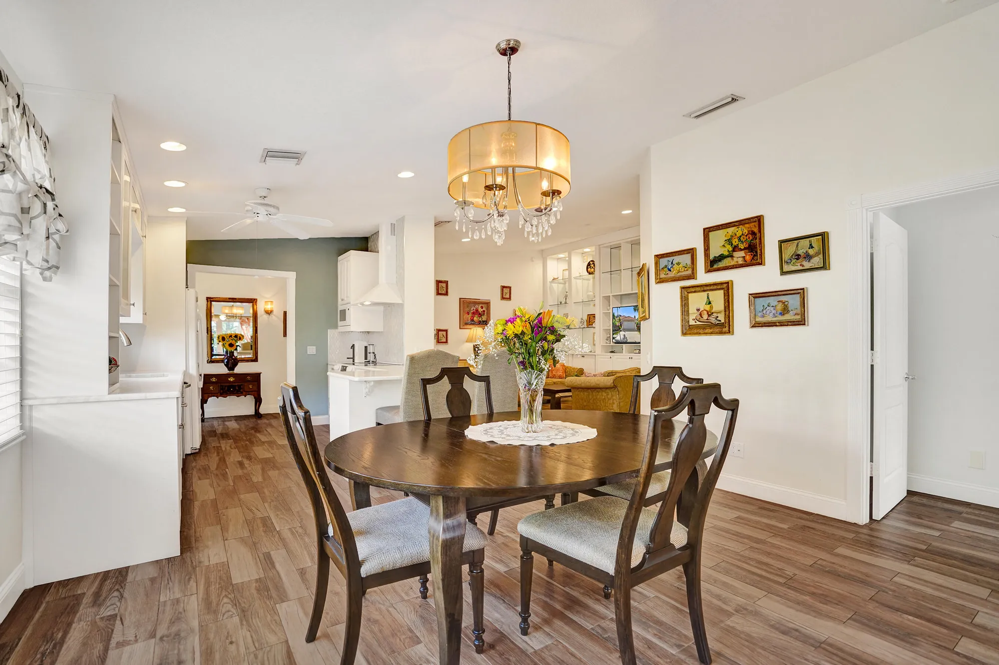 Property Slideshow image 13 of 55 | 7776 olympia dr, West Palm Beach, FL, 33411