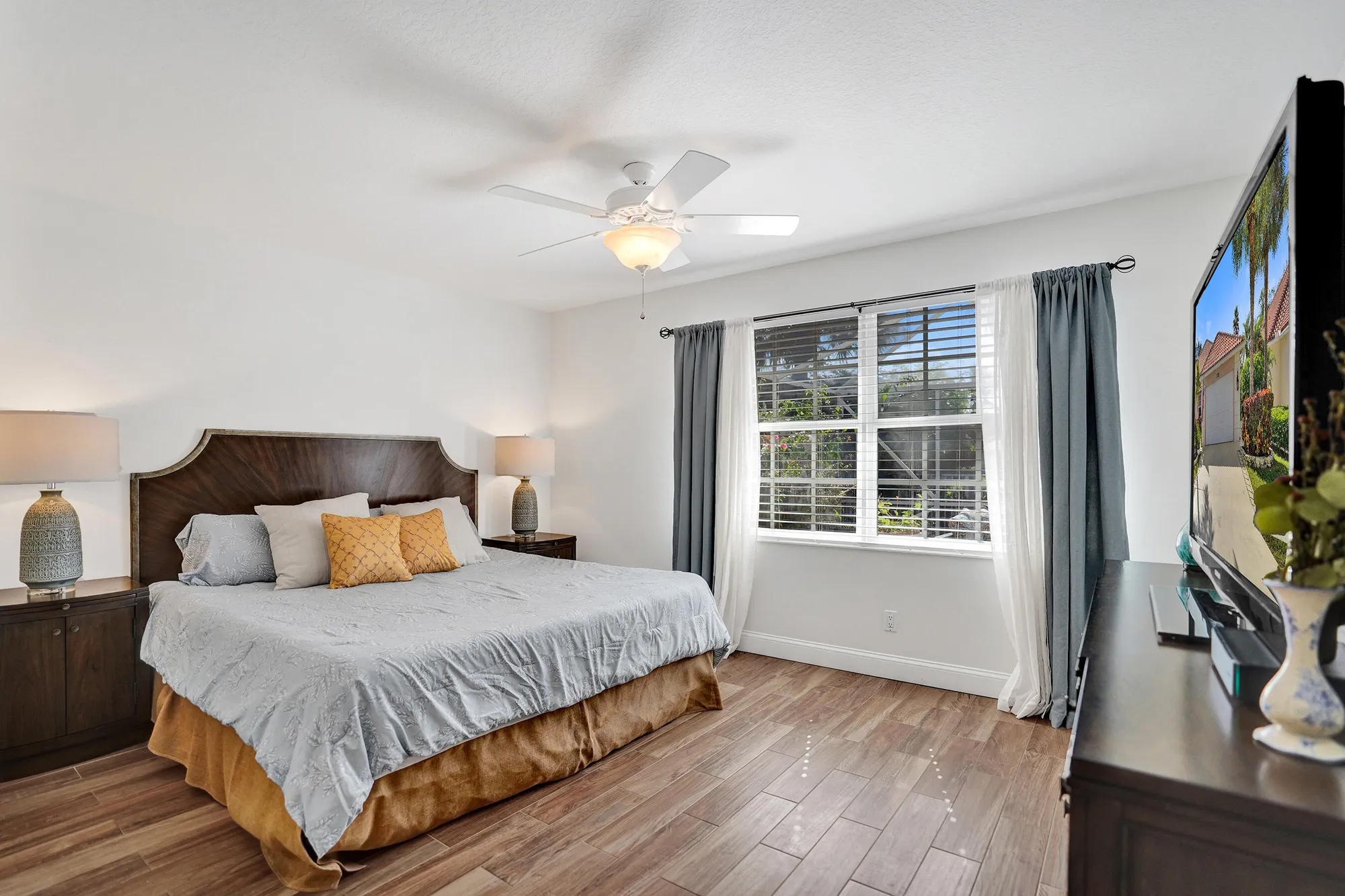 Property Slideshow image 20 of 55 | 7776 olympia dr, West Palm Beach, FL, 33411